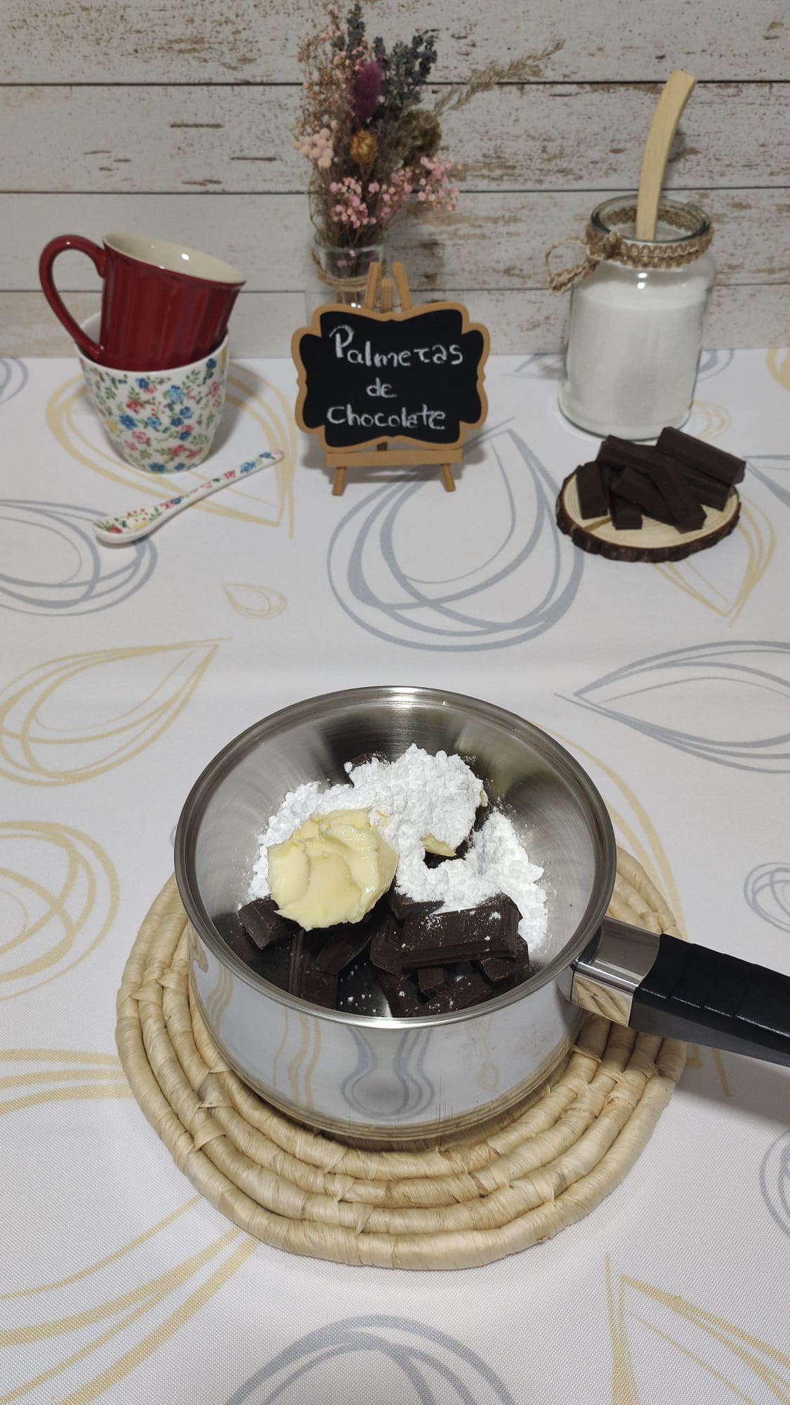 bizcocho cubierto de chocolate