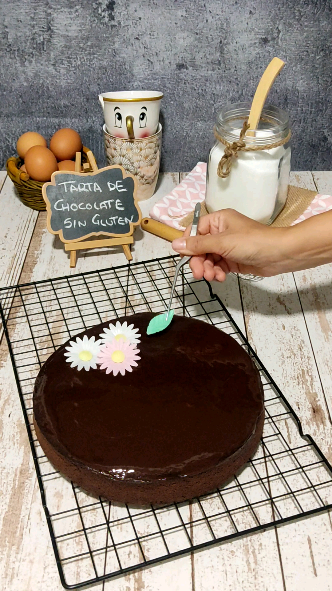 bizcocho cubierto de chocolate