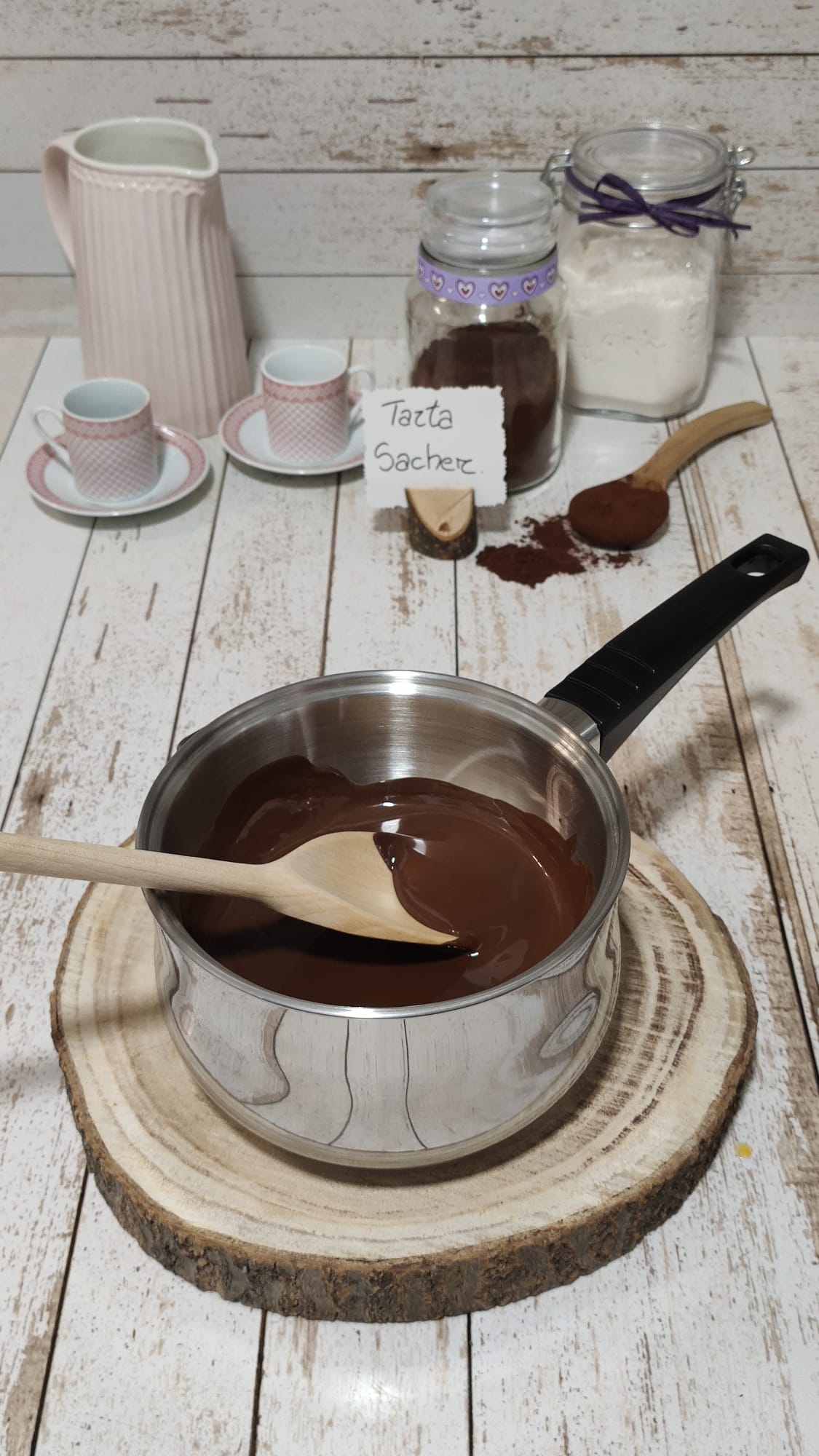 Chocolate fundido para nuestra Tarta Sacher