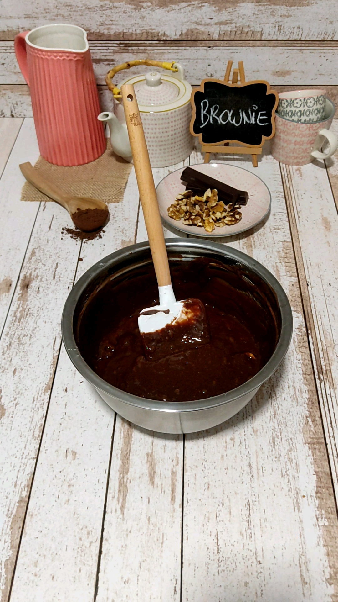 bizcocho cubierto de chocolate