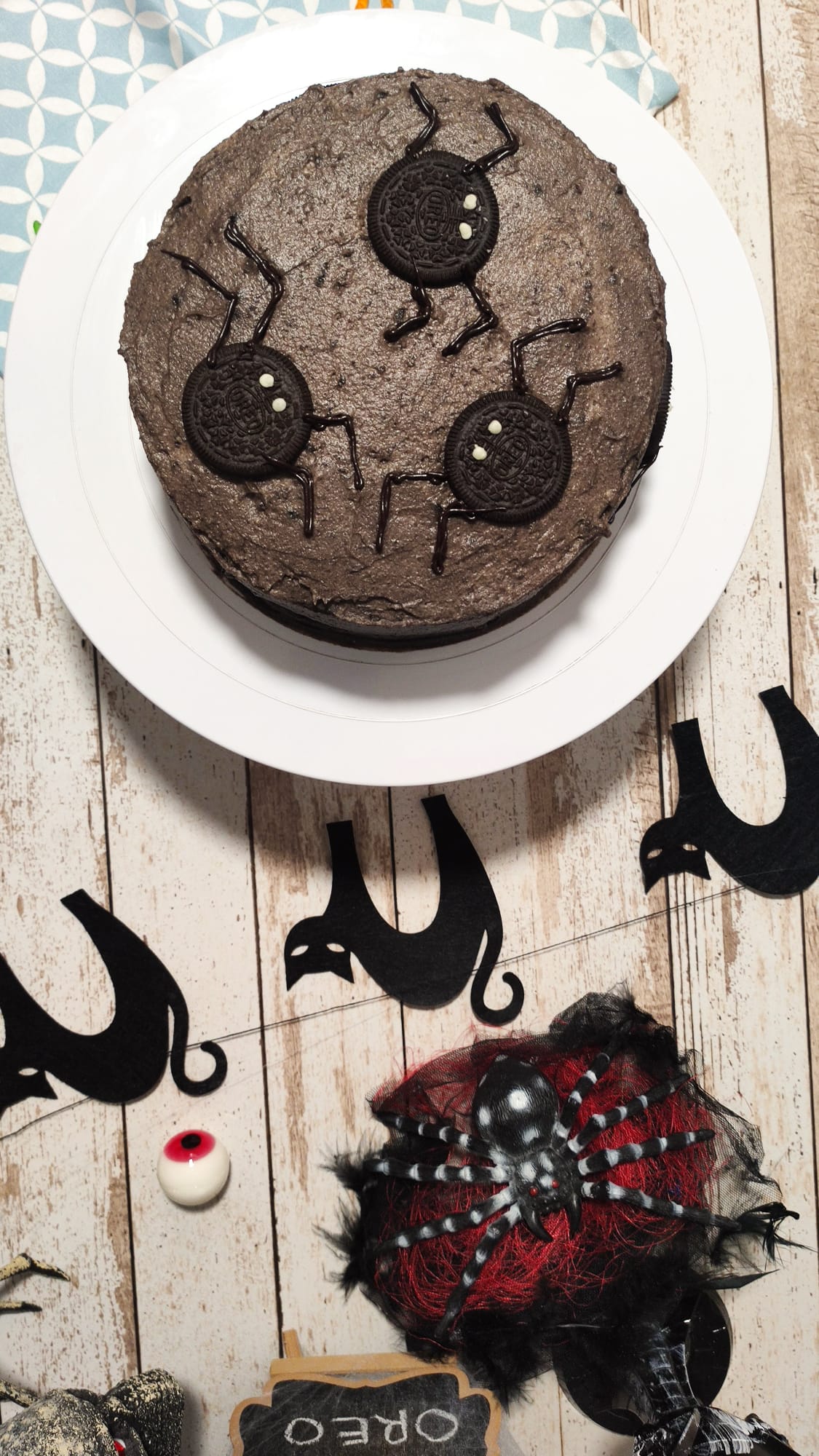 bizcocho cubierto de chocolate