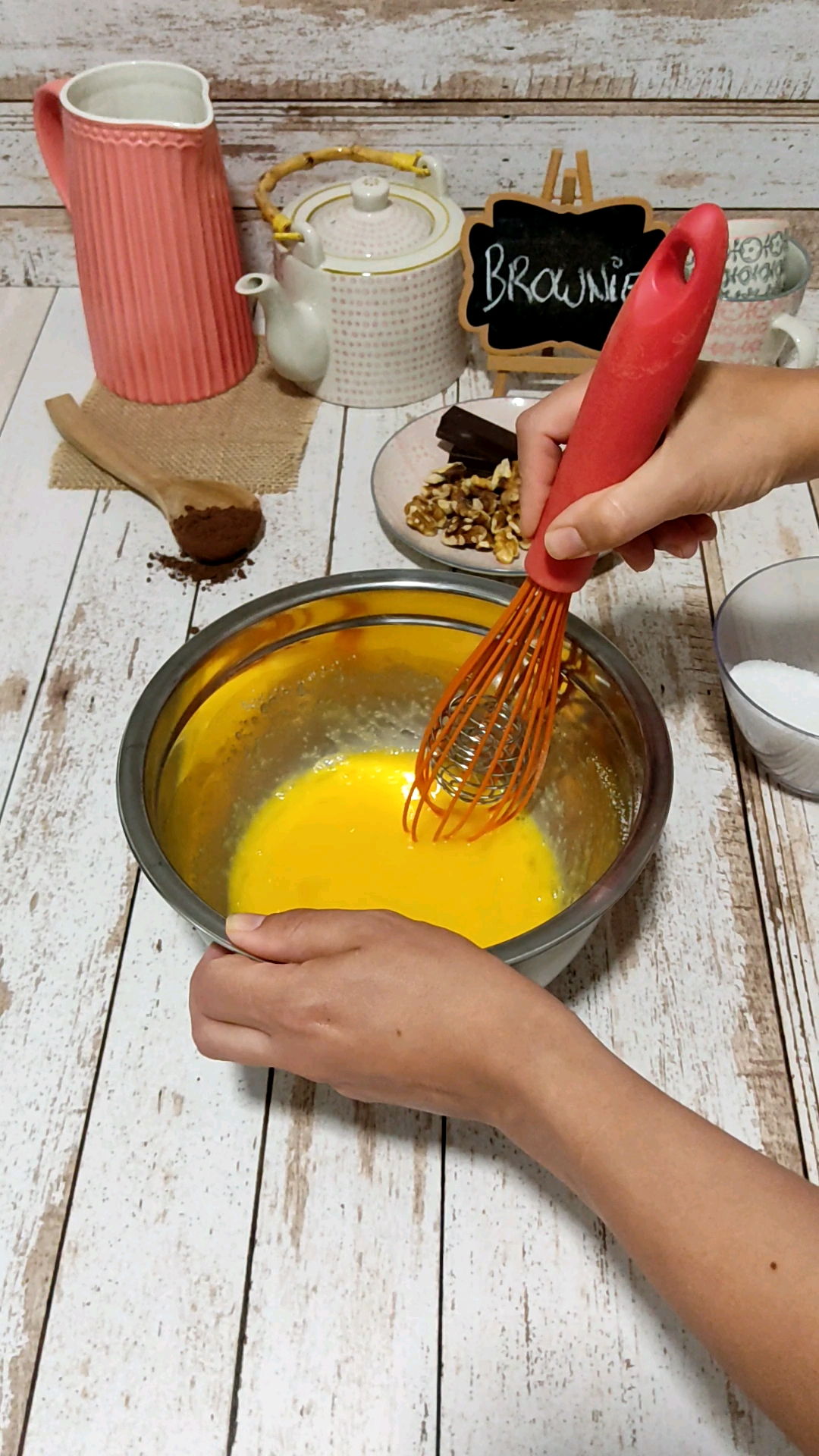 bizcocho cubierto de chocolate