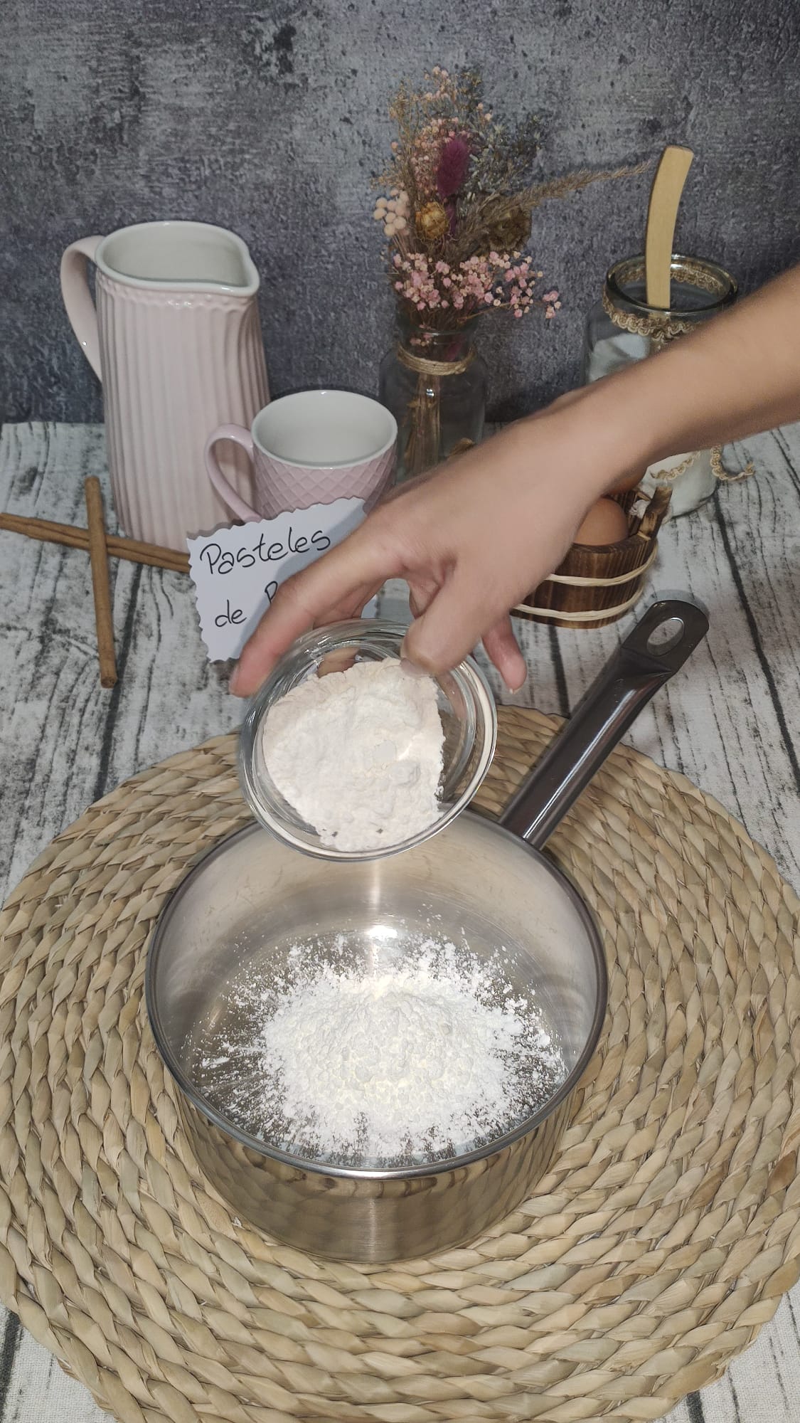 Batiendo la mantequilla con el azúcar
