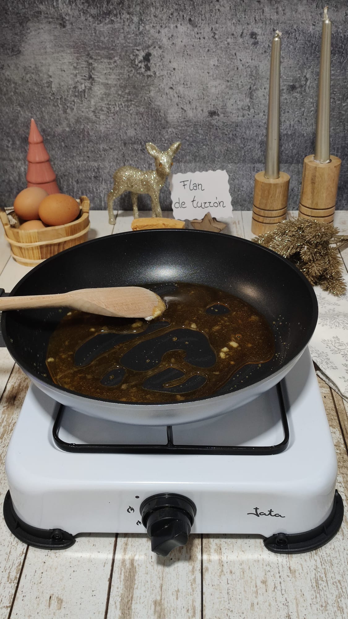 Caramelizamos hasta obtener un color no demasiado oscuro