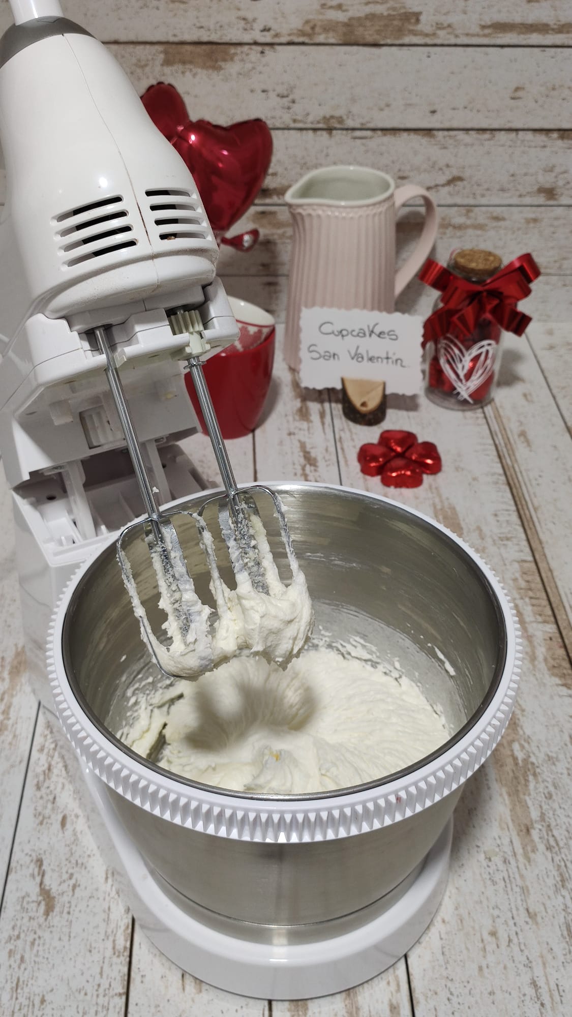 Nuestro frosting de queso finalizado