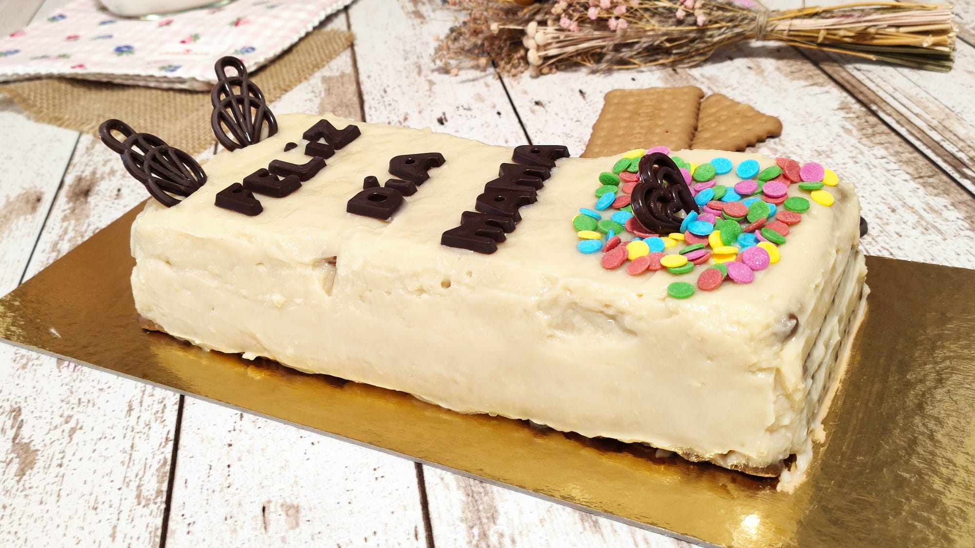 Nuestra tarta de galleta finalizada Nuestra tarta de galleta finalizada