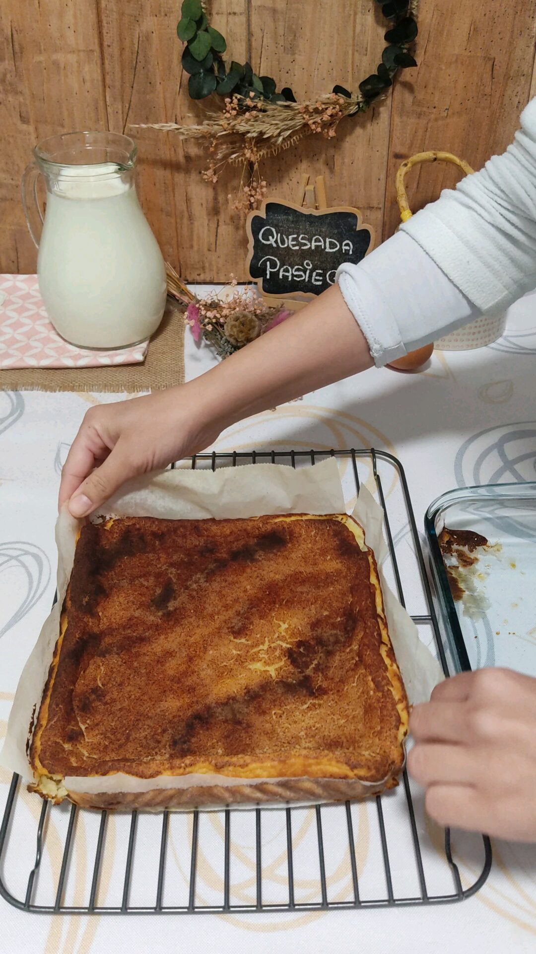 Nuestra quesada pasiega recién salida del horno