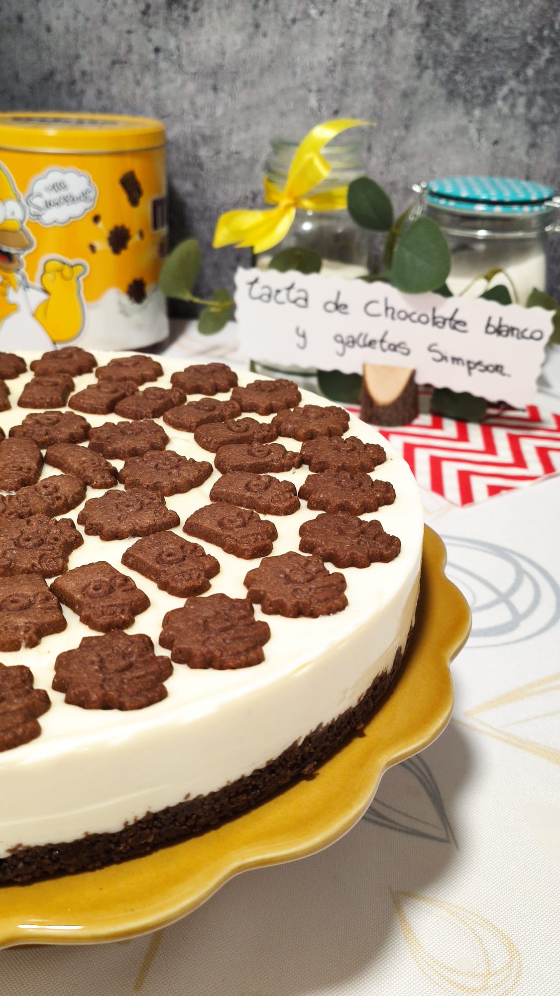 Deliciosa tarta Simpson de chocolate blanco de Toledo en Dulce