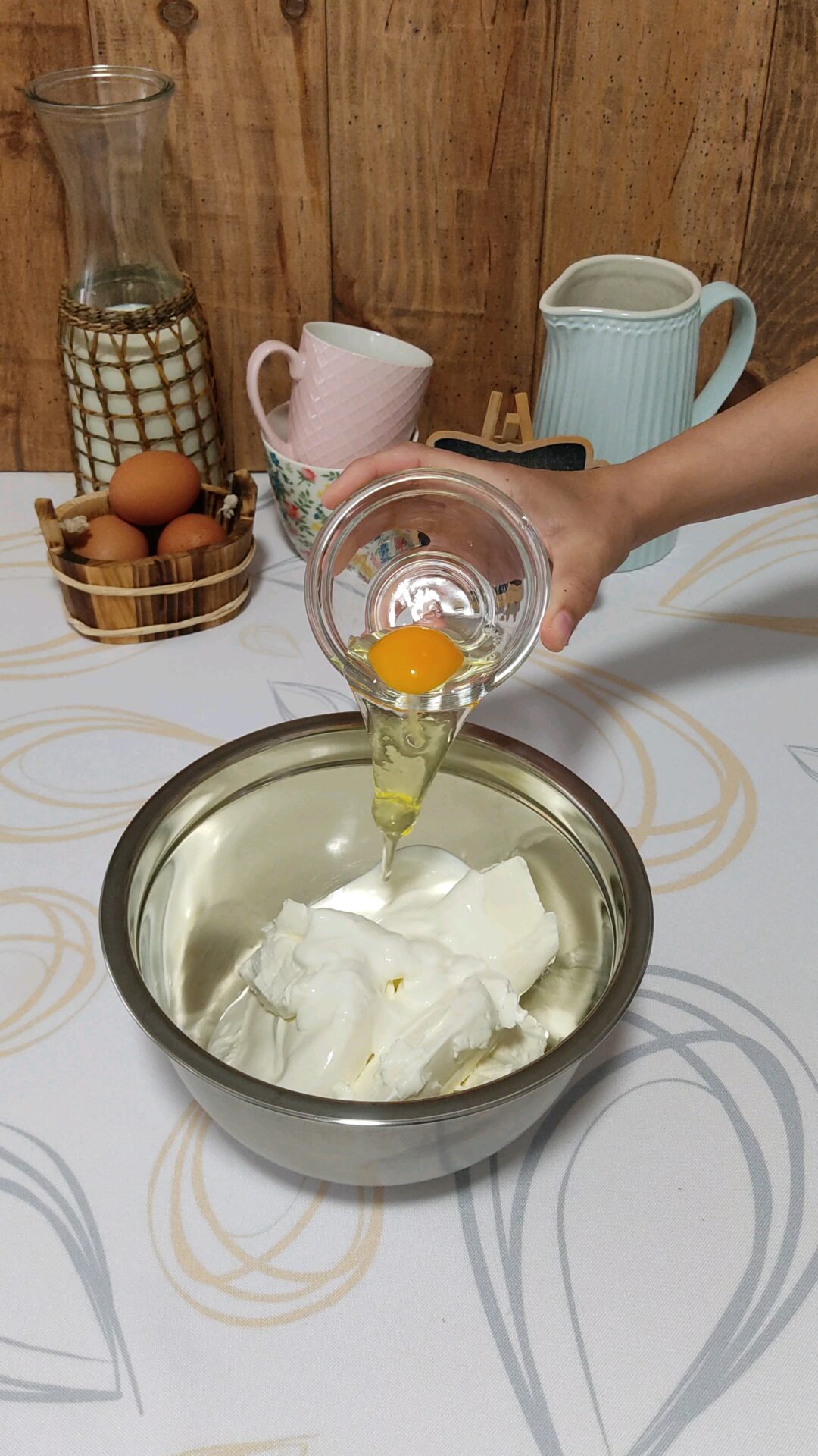 Incorporamos en un bol los ingredientes del relleno Incorporamos en un bol los ingredientes del relleno