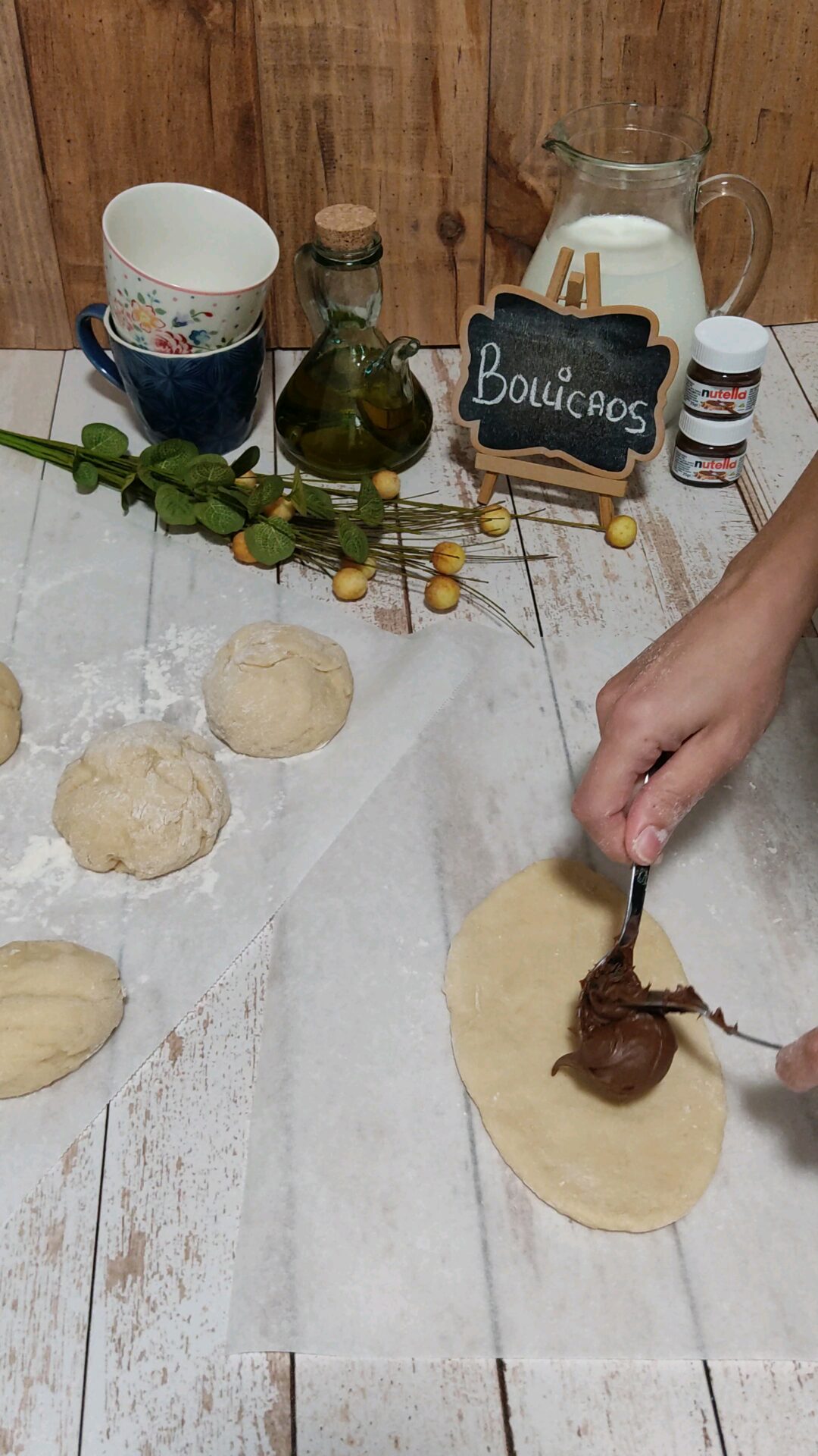 Colocamos dos cucharadas de Nutella en el centro