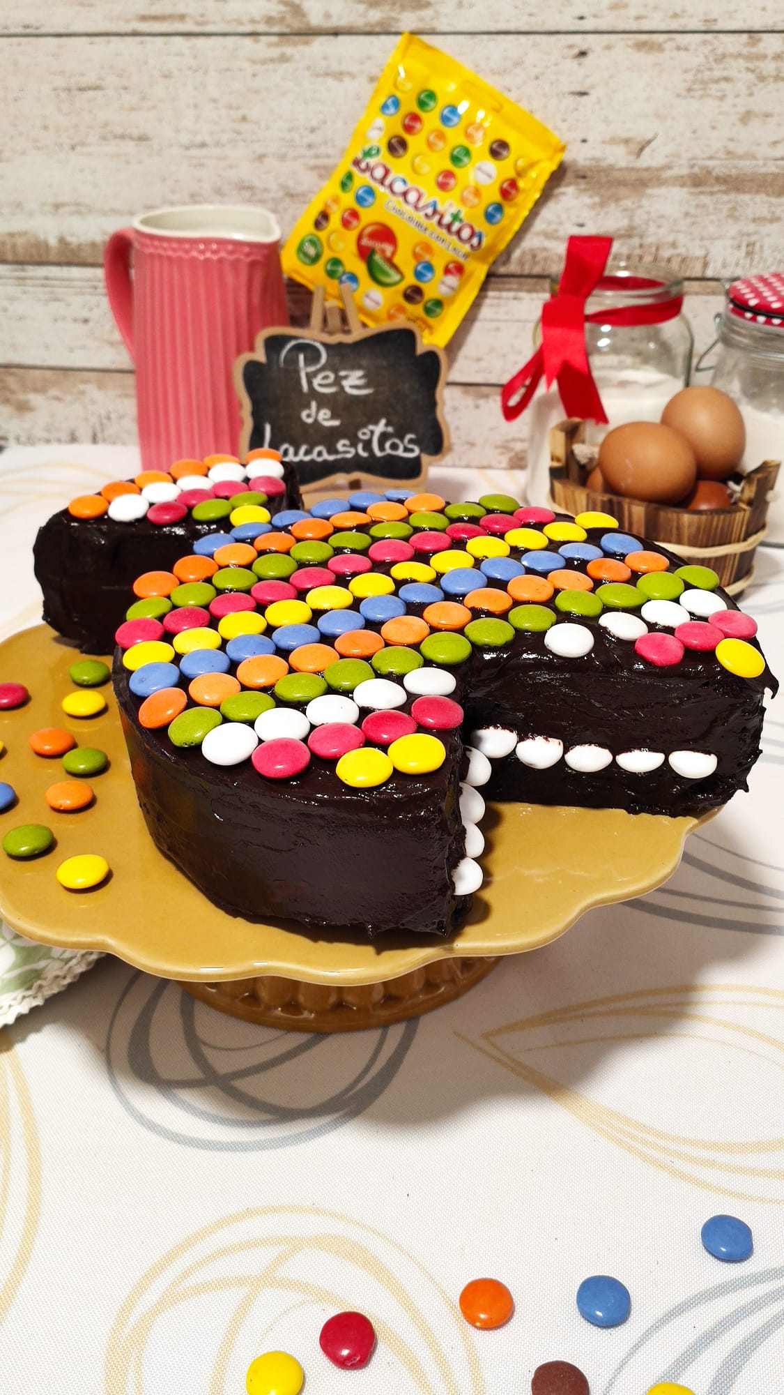 Y este es el resultado final de nuestra tarta pez de chocolate Y este es el resultado final de nuestra tarta pez de chocolate