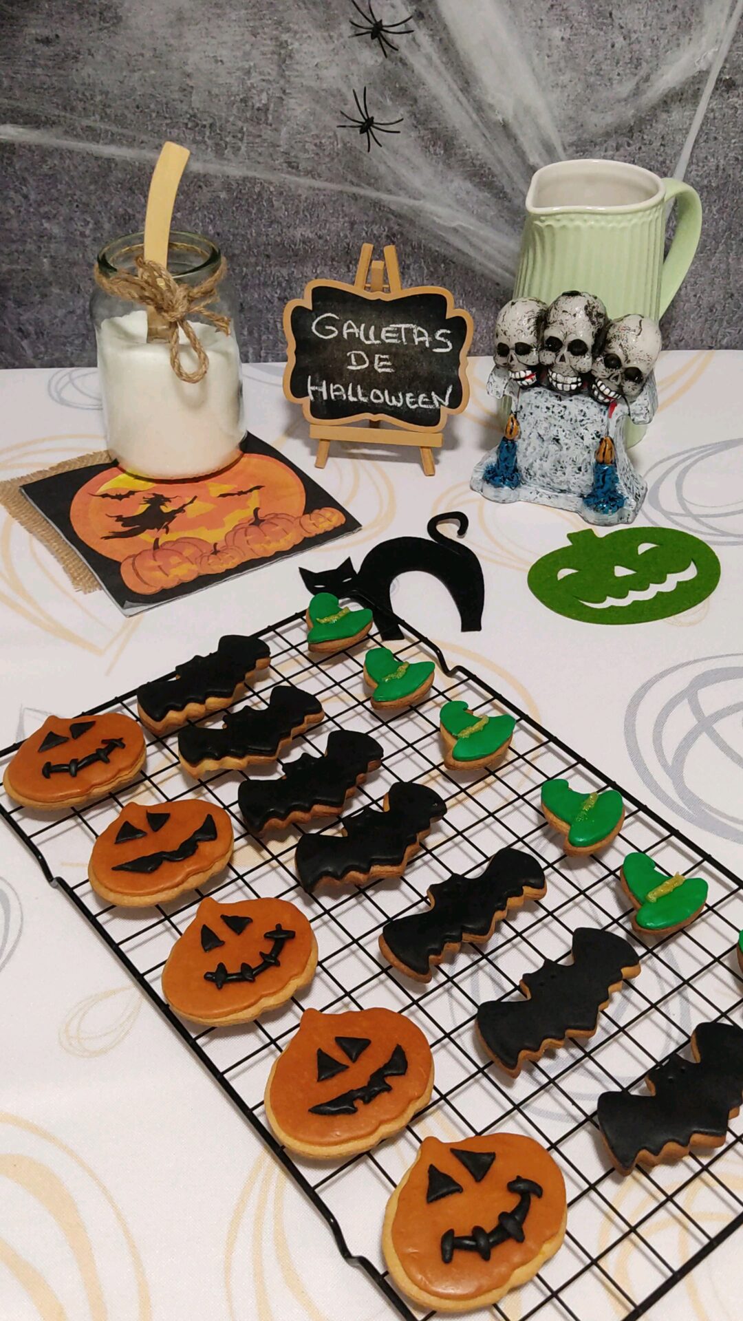 Y ya tenemos nuestras galletas de Halloween finalizadas