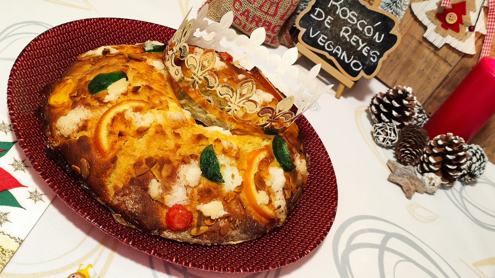 Nuestro roscón de reyes vegano, perfecto para tus celebraciones navideñas