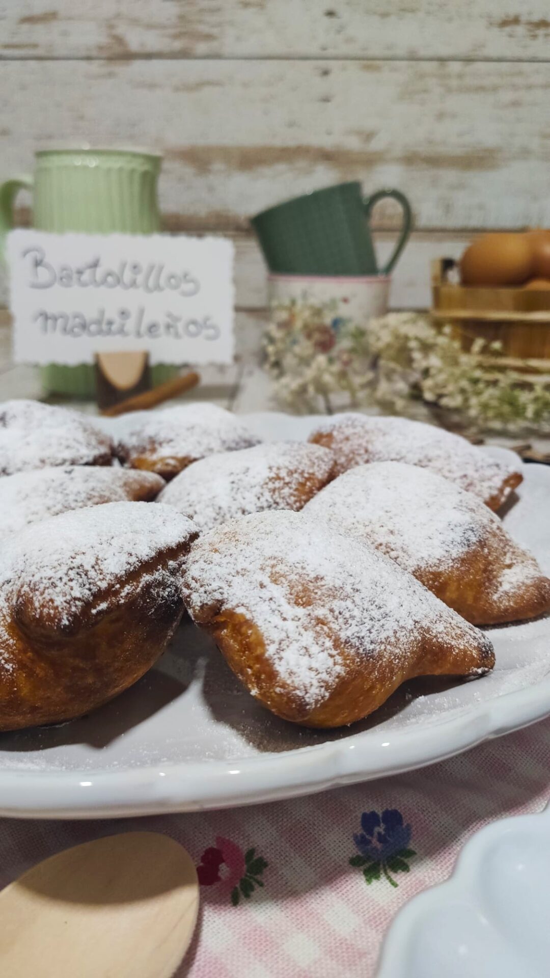 Prueba nuestros increíbles bartolillos madrileños