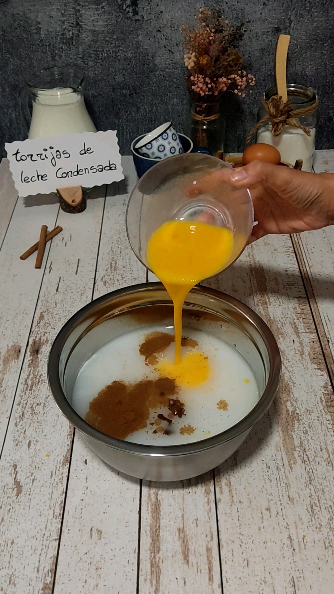 Imagen 8 Incorporamos los huevos batidos