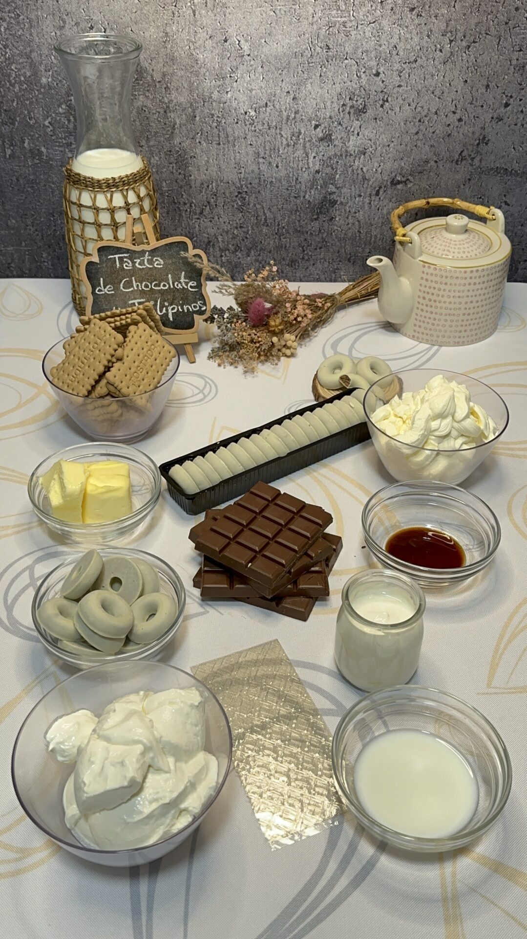 Ingredientes de nuestra tarta de chocolate y Filipinos