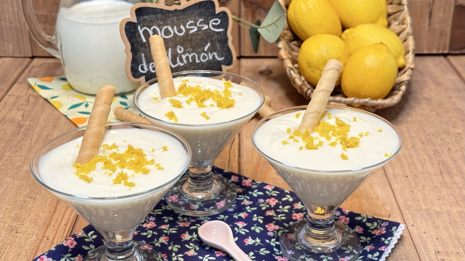 Disfruta de nuestra increíble mousse de limón