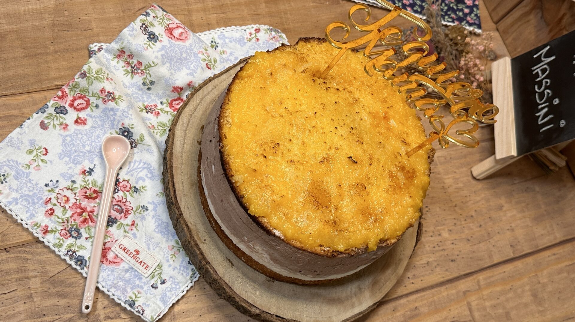 Disfruta de nuestra increíble tarta Massini