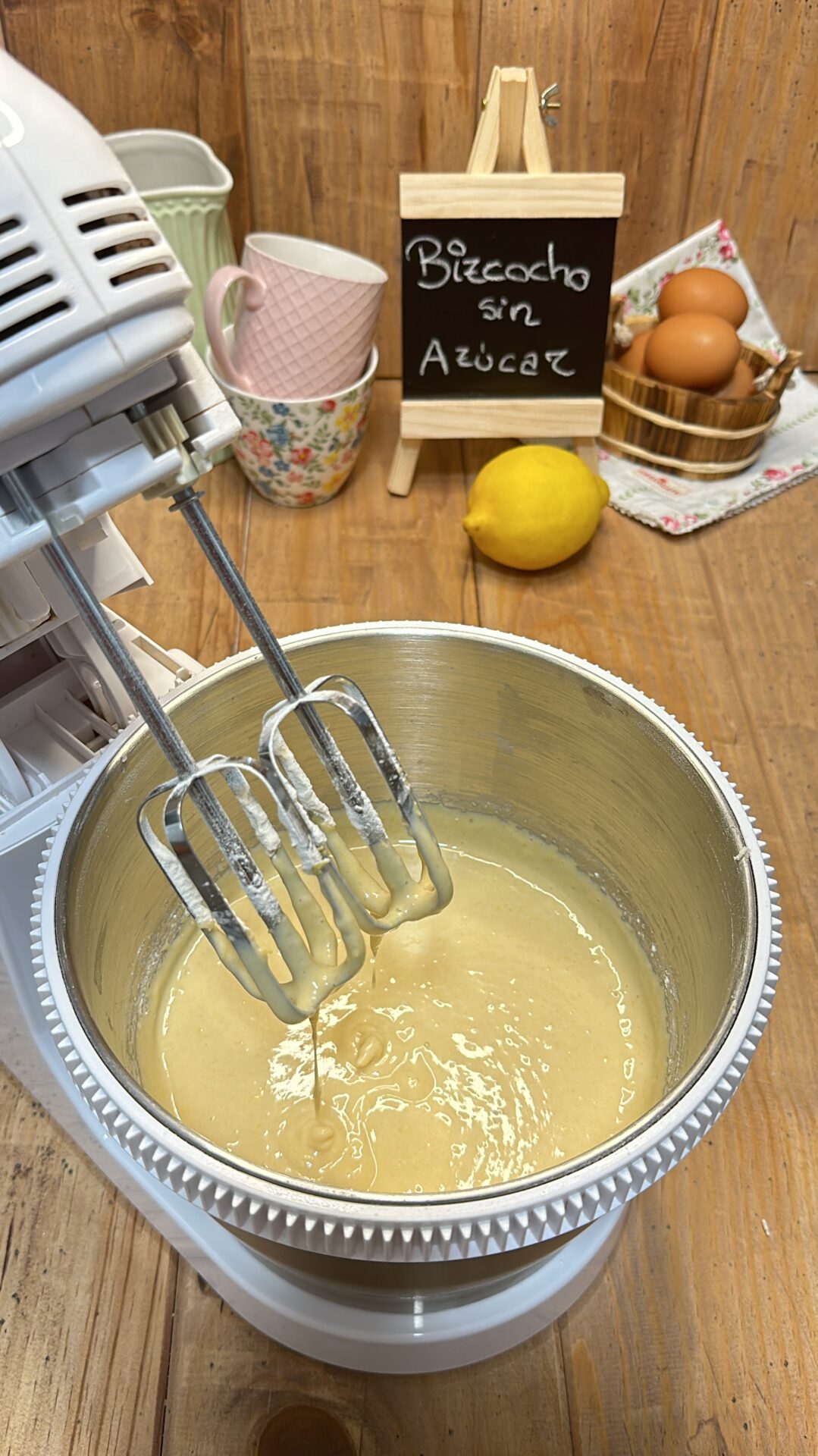 Imagen 16 La masa de nuestro bizcocho sin azúcar preparada para hornear