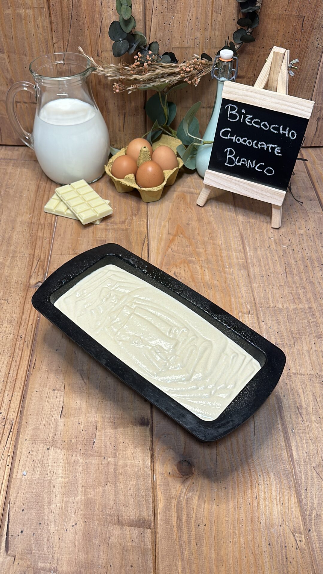 Nuestro bizcocho de chocolate blanco preparado para el horno