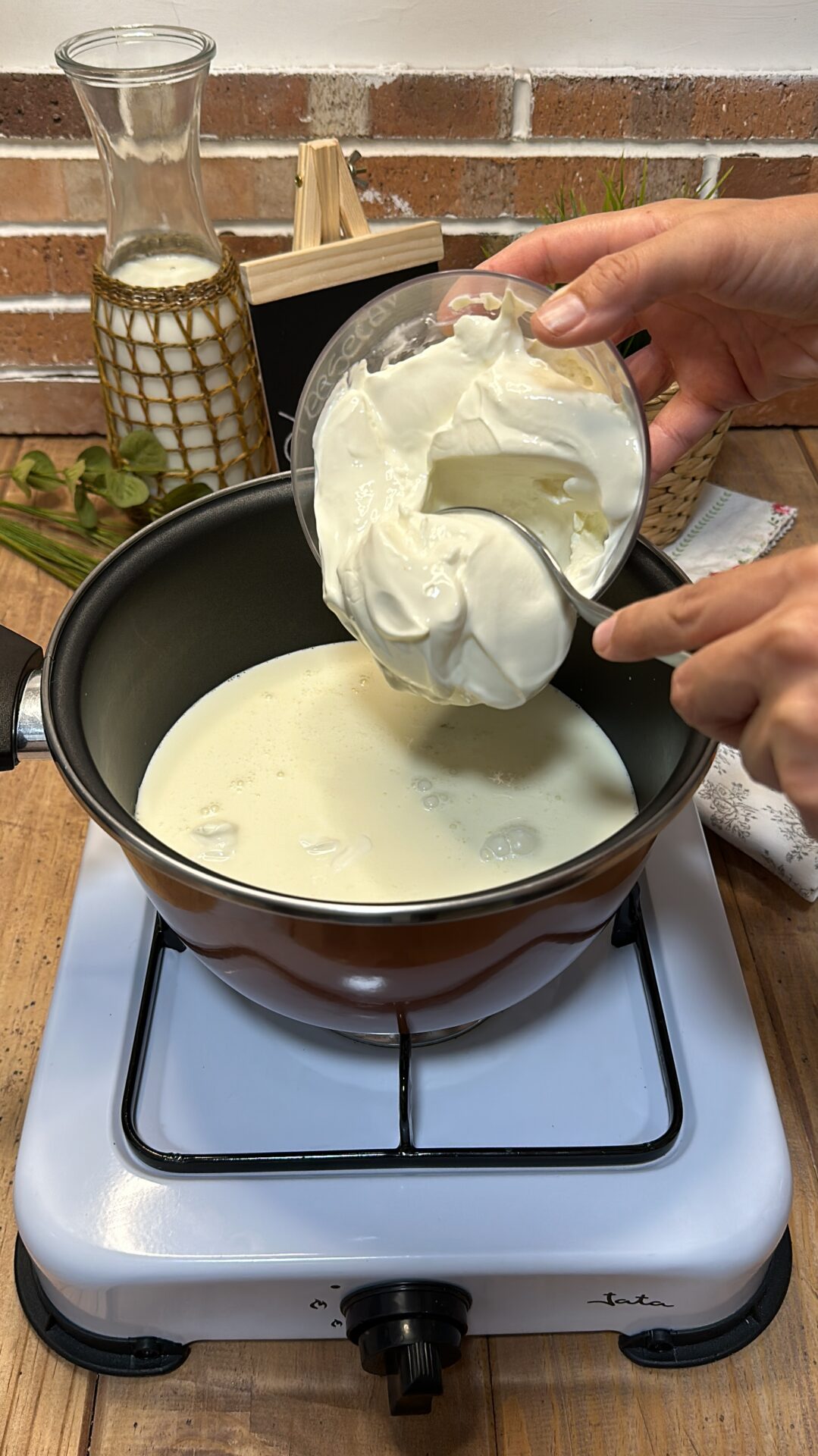 Incorporamos el queso crema