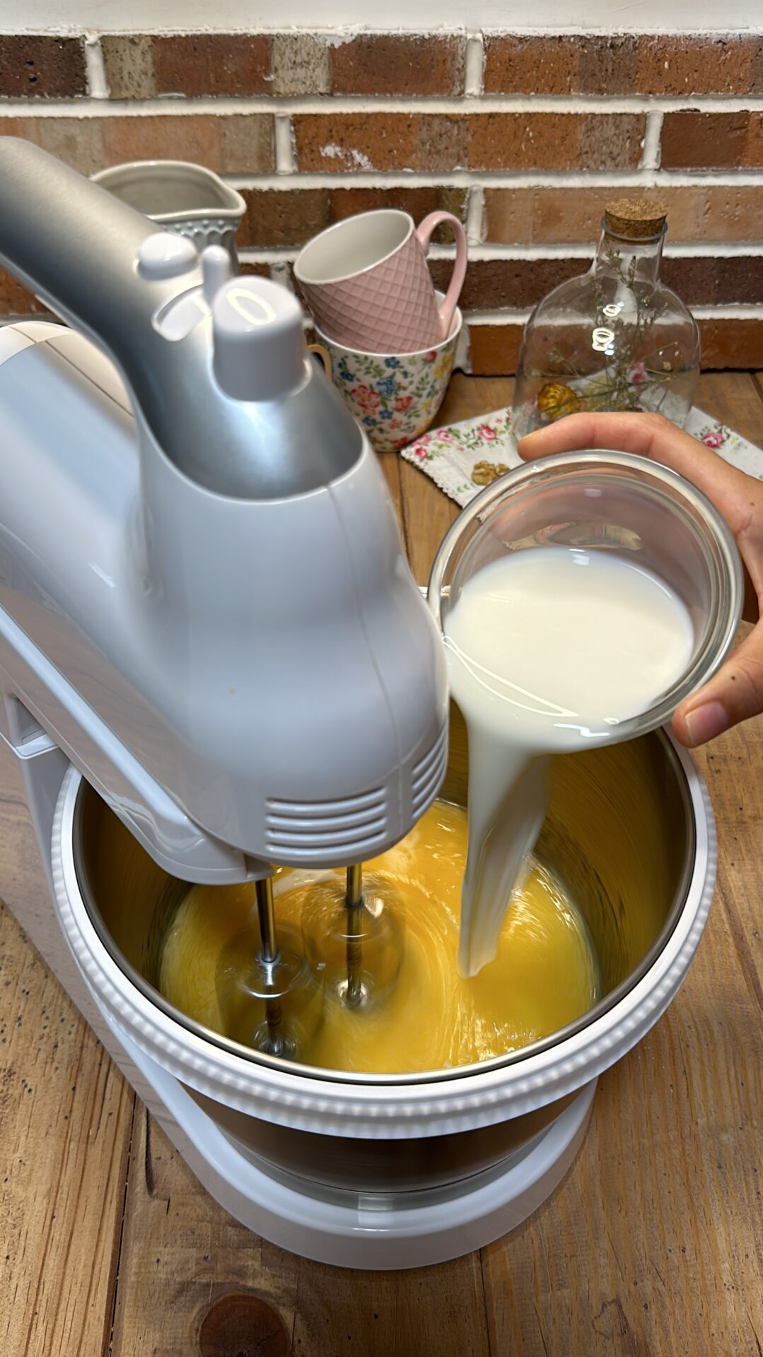 Imagen 6 Incorporamos la leche