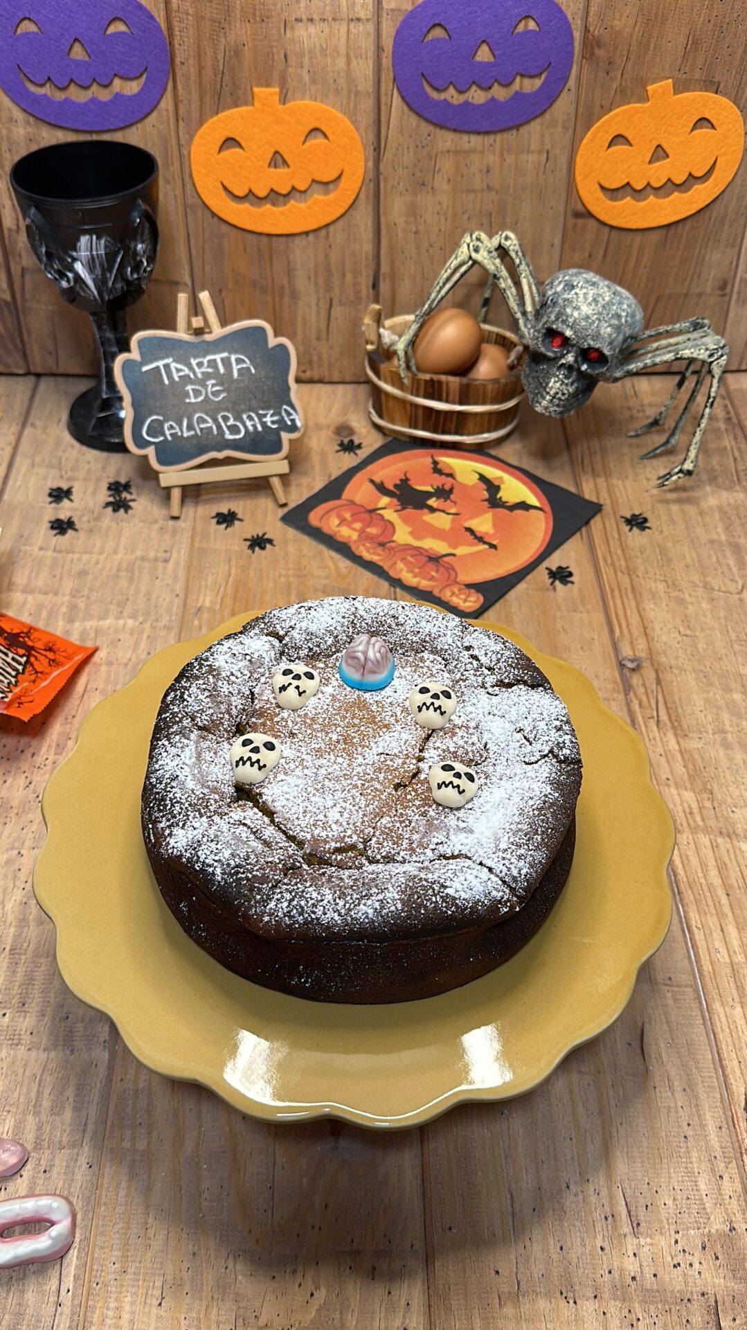 Decoramos nuestra tarta de calabaza al gusto