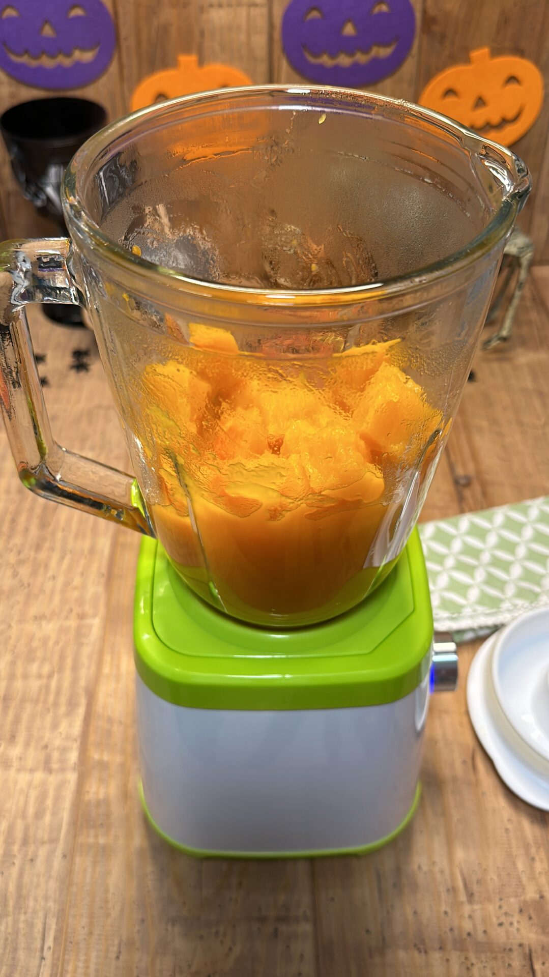 Trituramos la calabaza con la batidora