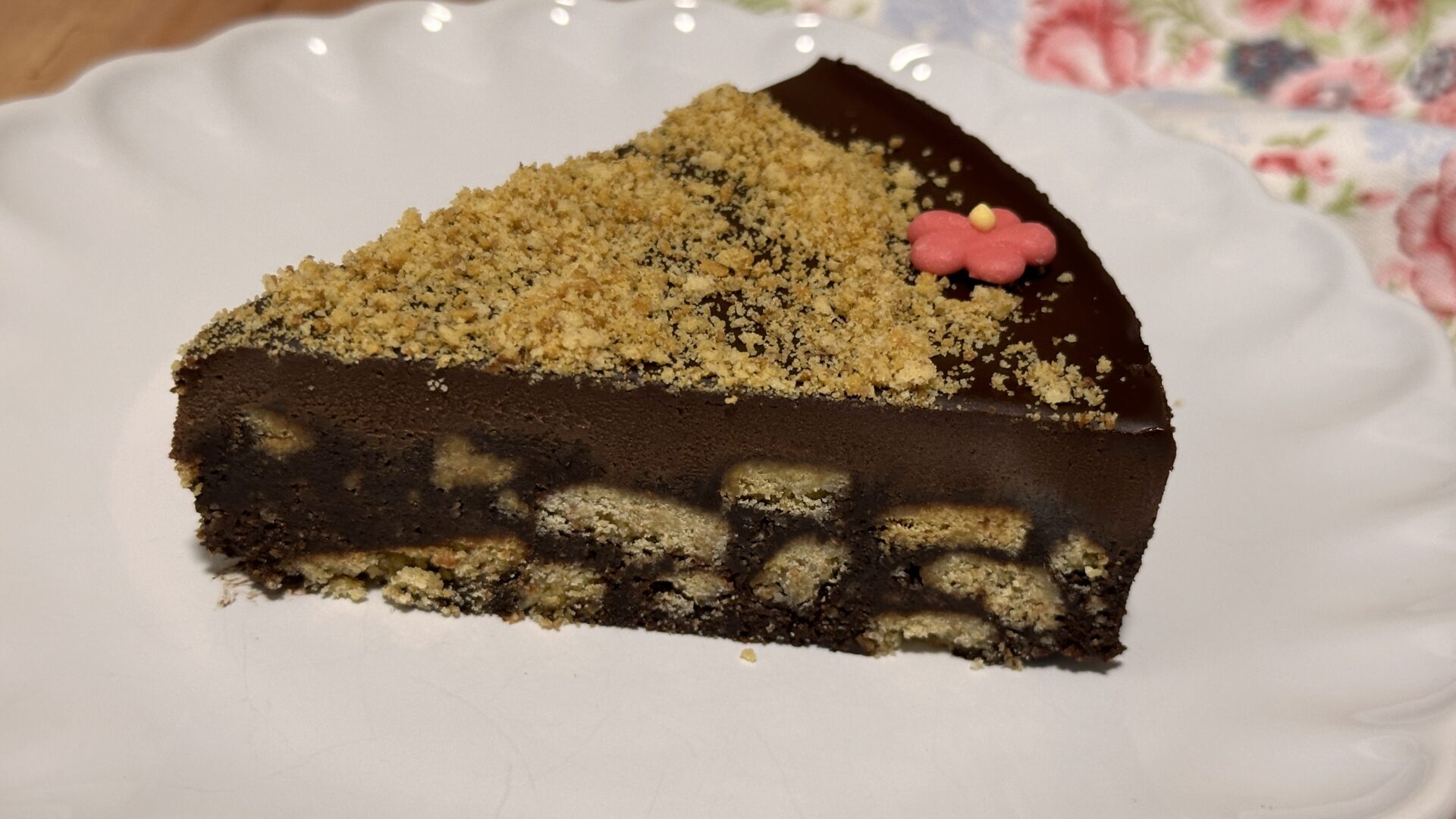 Deliciosa tarta de galletas y chocolate