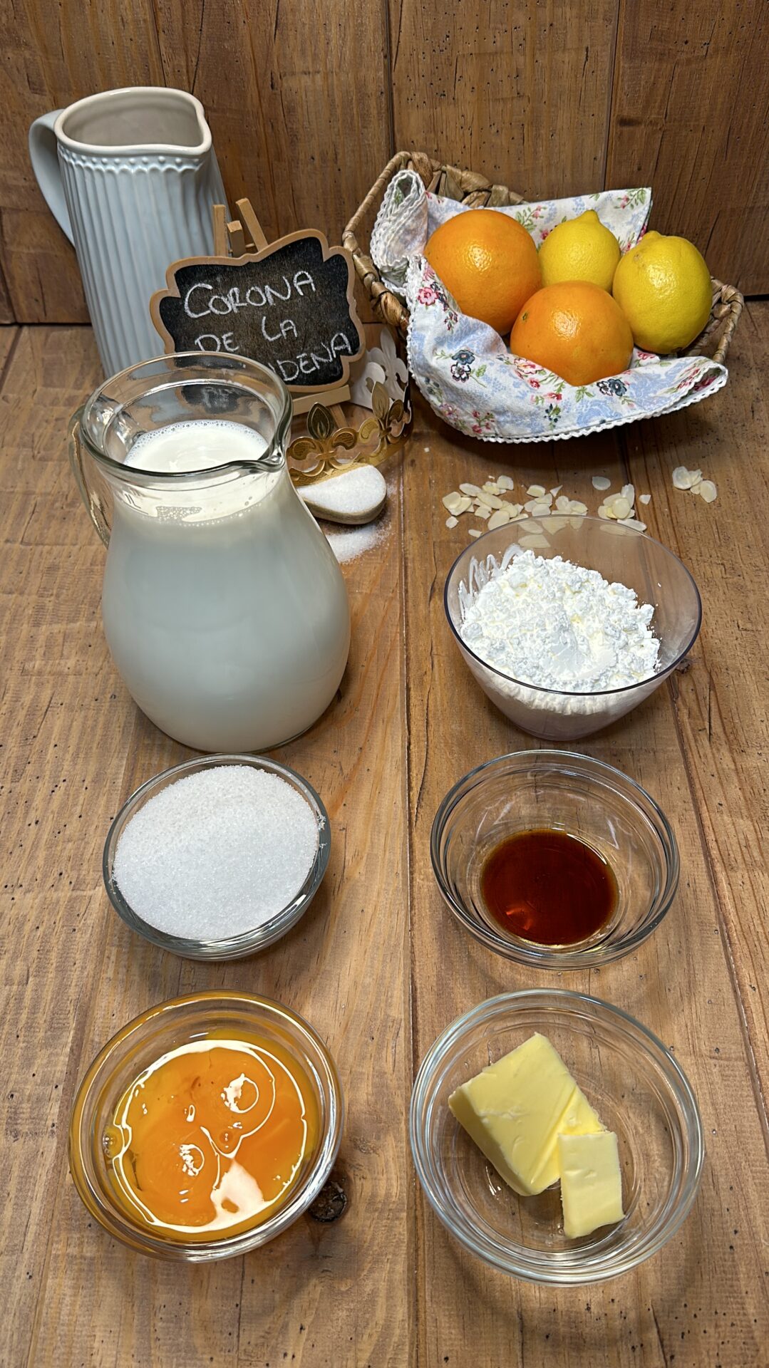 Más ingredientes de nuestra corona de La Almudena
