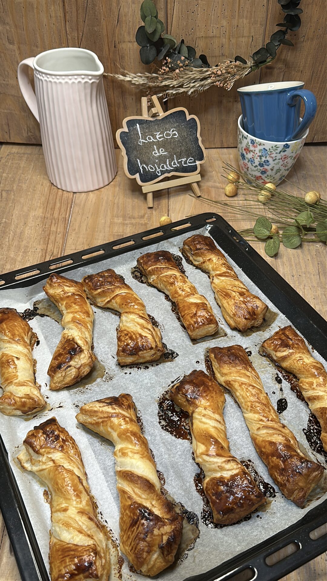 Lazos de hojaldre_15 Nuestros lazos de hojaldre recién salidos del horno