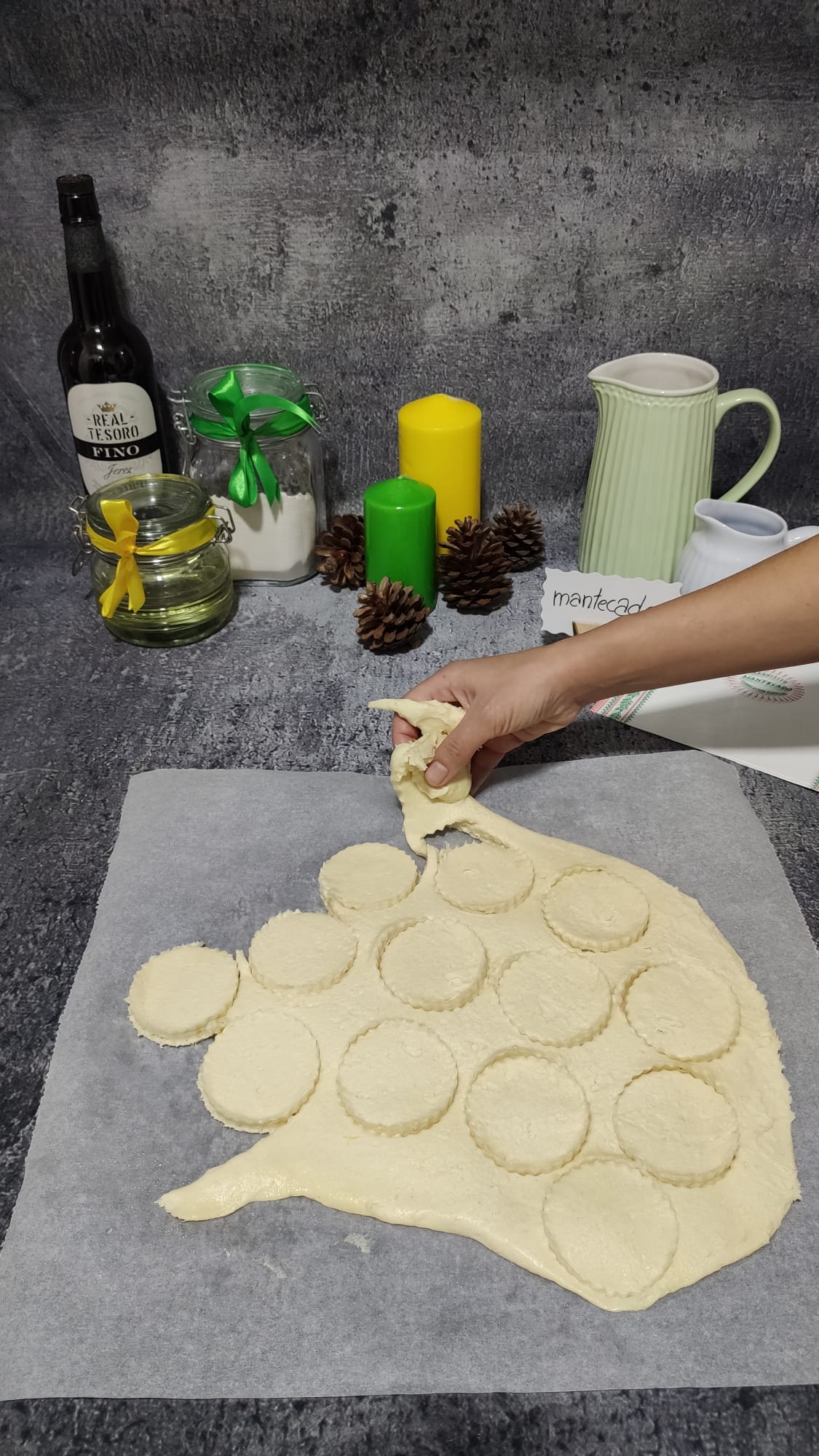 Mantecados_14 La masa de los mantecados deberá estar bien fría para poder trabajarla