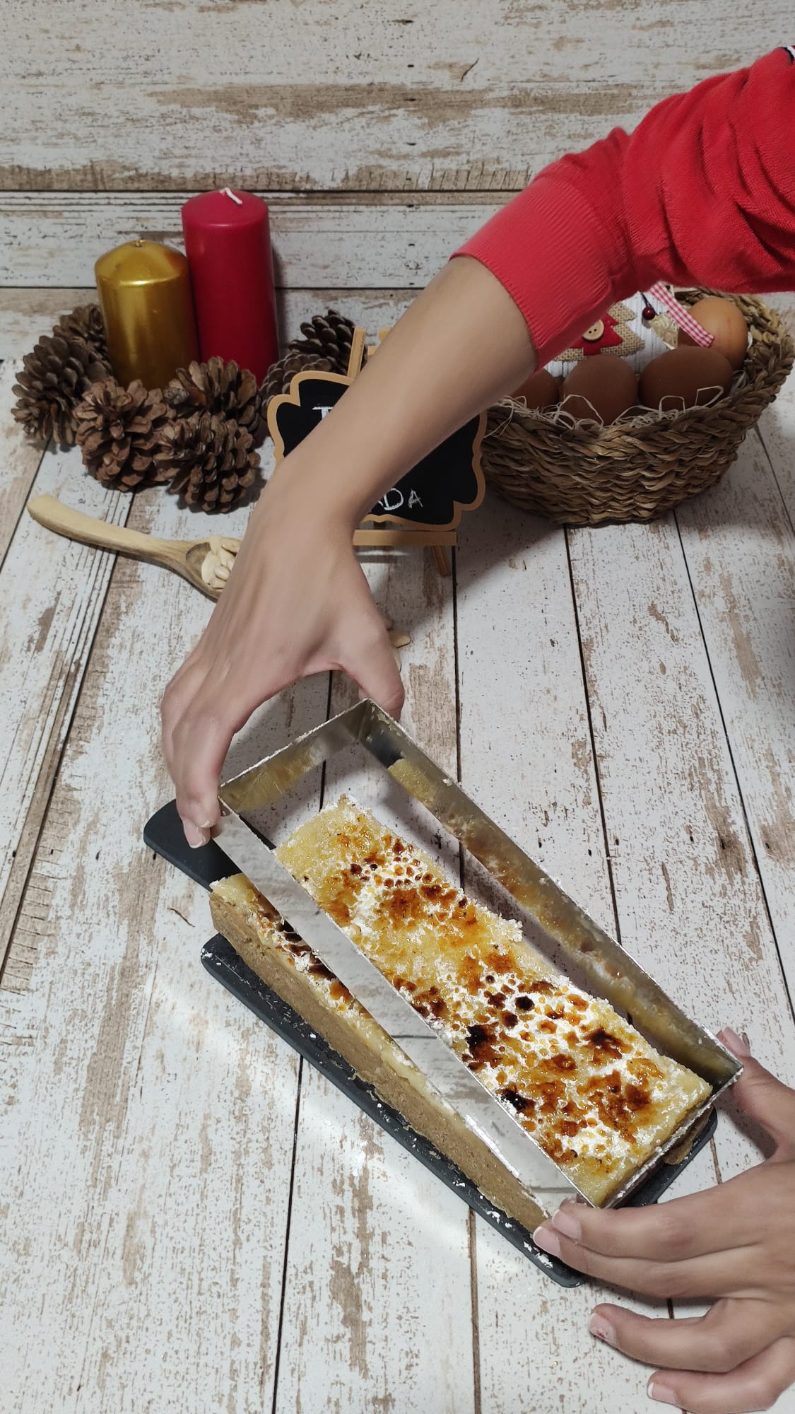 Desmoldamos y ya tenemos listo nuestro turrón de yema tostada