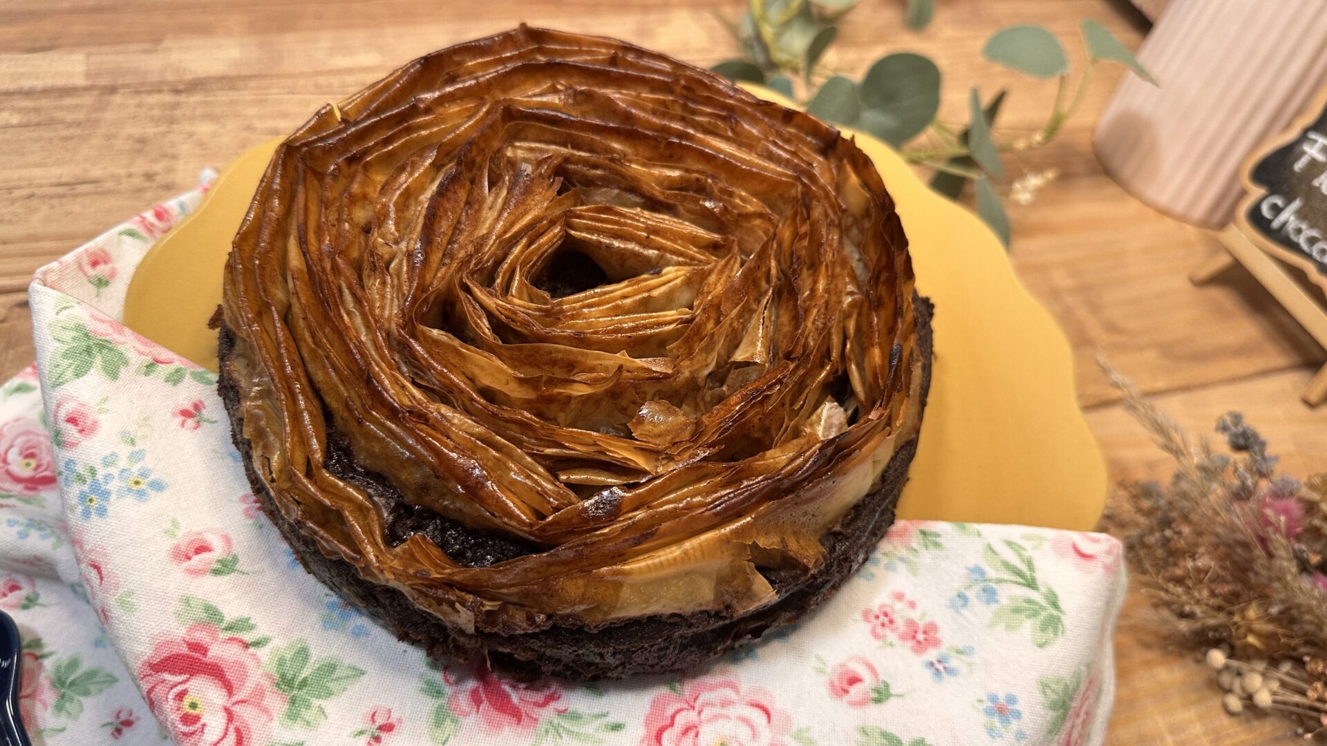 Nuestra tarta flor de chocolate lista para devorar