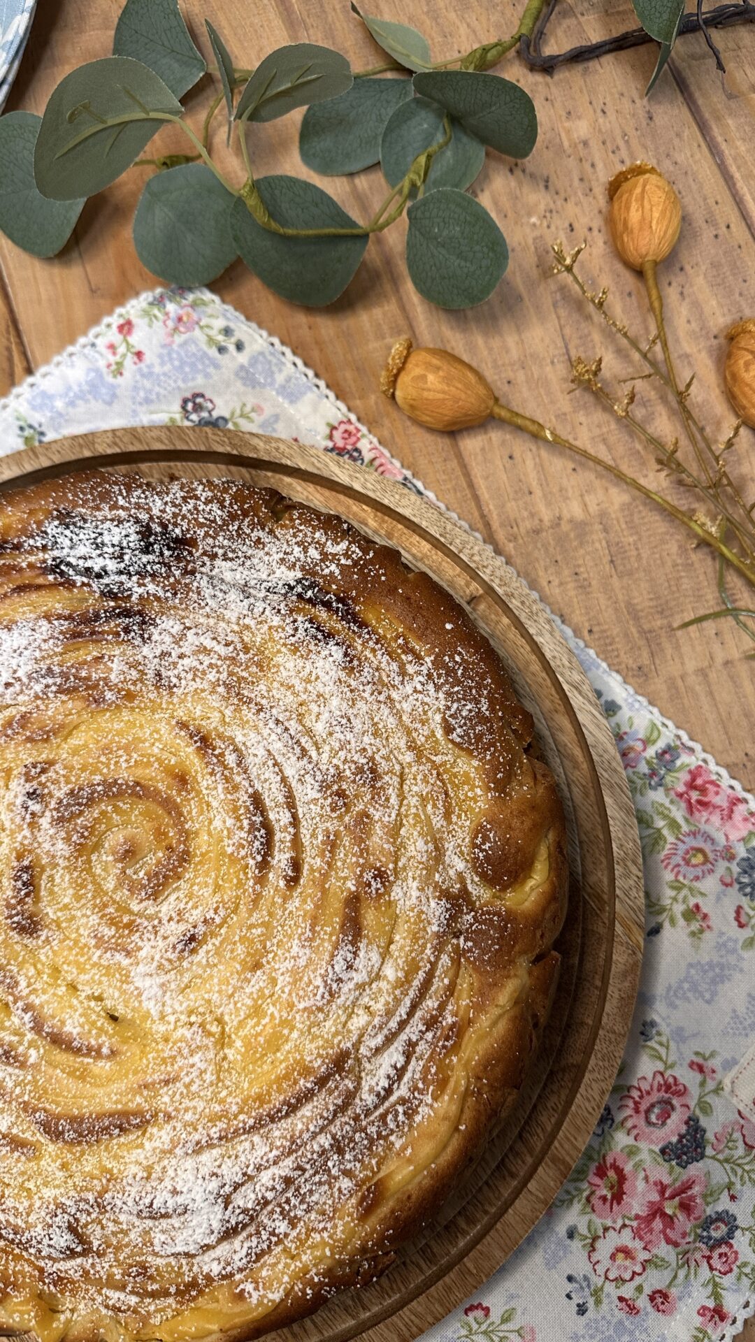 Atrévete con nuestra tarta tornado de manzana