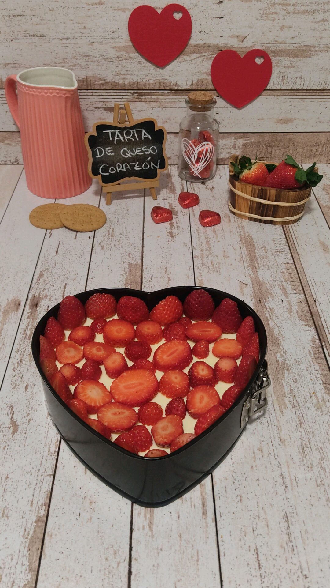 Cubrimos por completo el relleno con las fresas