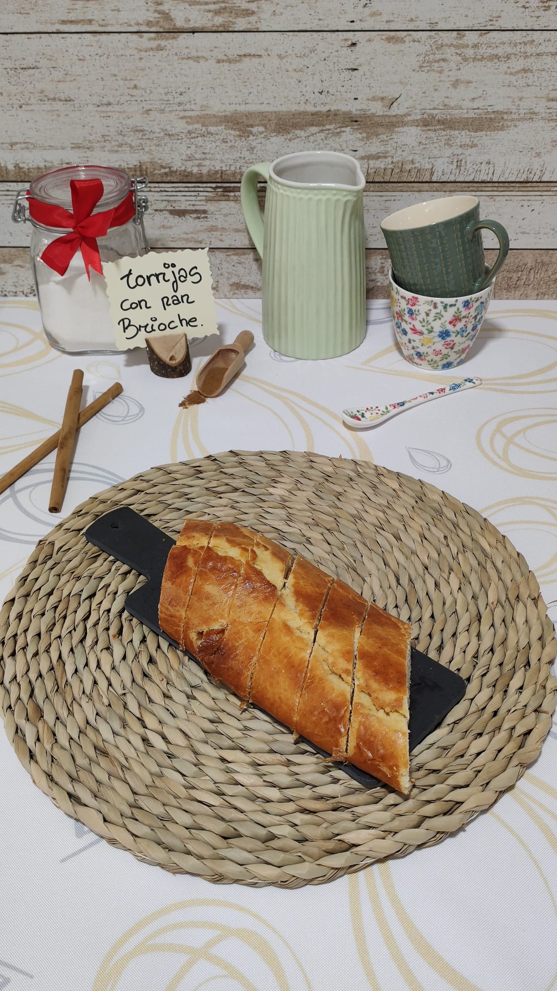 Cortamos el pan brioche en rebanadas del grosor deseado