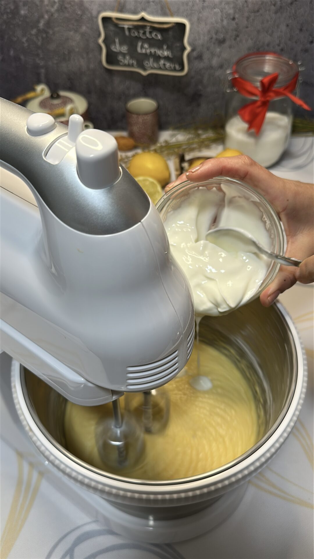Tarta de limón sin gluten_11 Añadimos el yogur