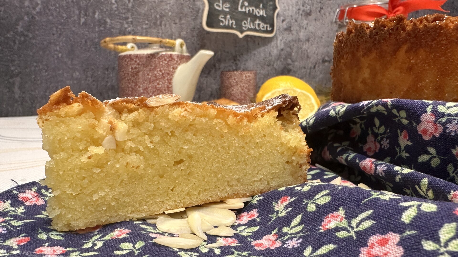 Tarta de limón sin gluten_27 Una porción de nuestra riquísima tarta de limón sin gluten