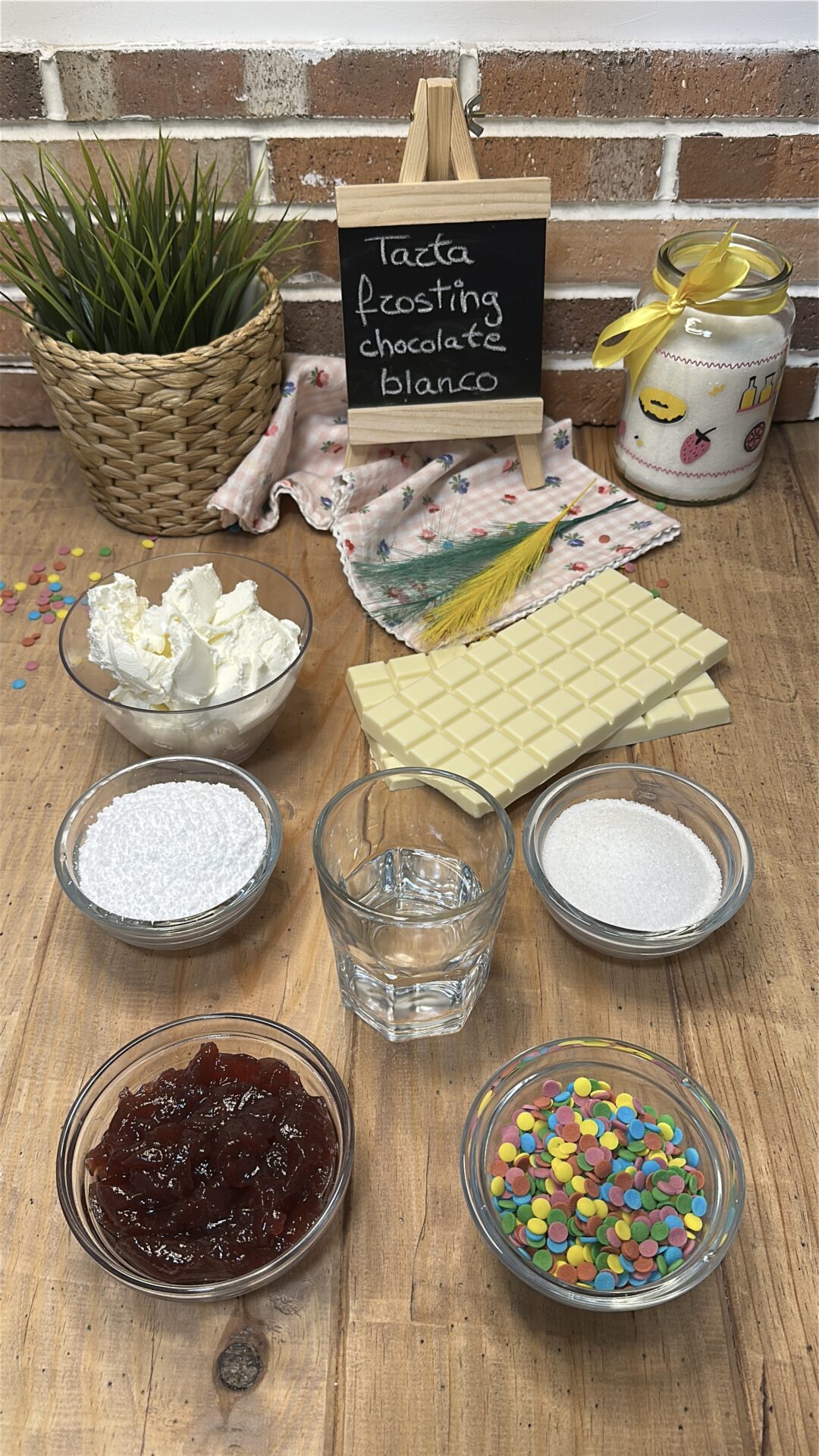Ingredientes de nuestra tarta frosting de chocolate blanco