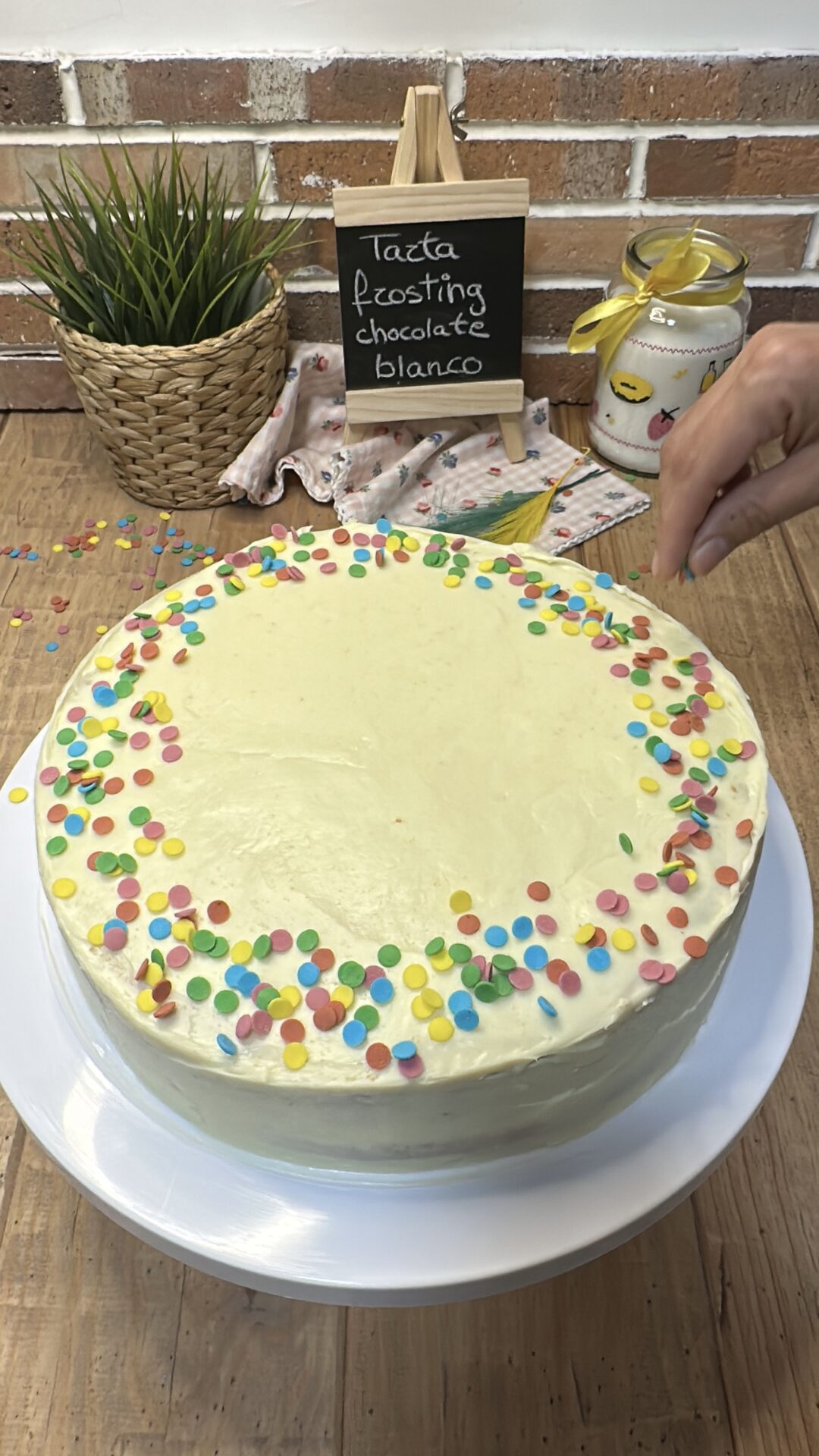 Decoramos con sprinkles de colores