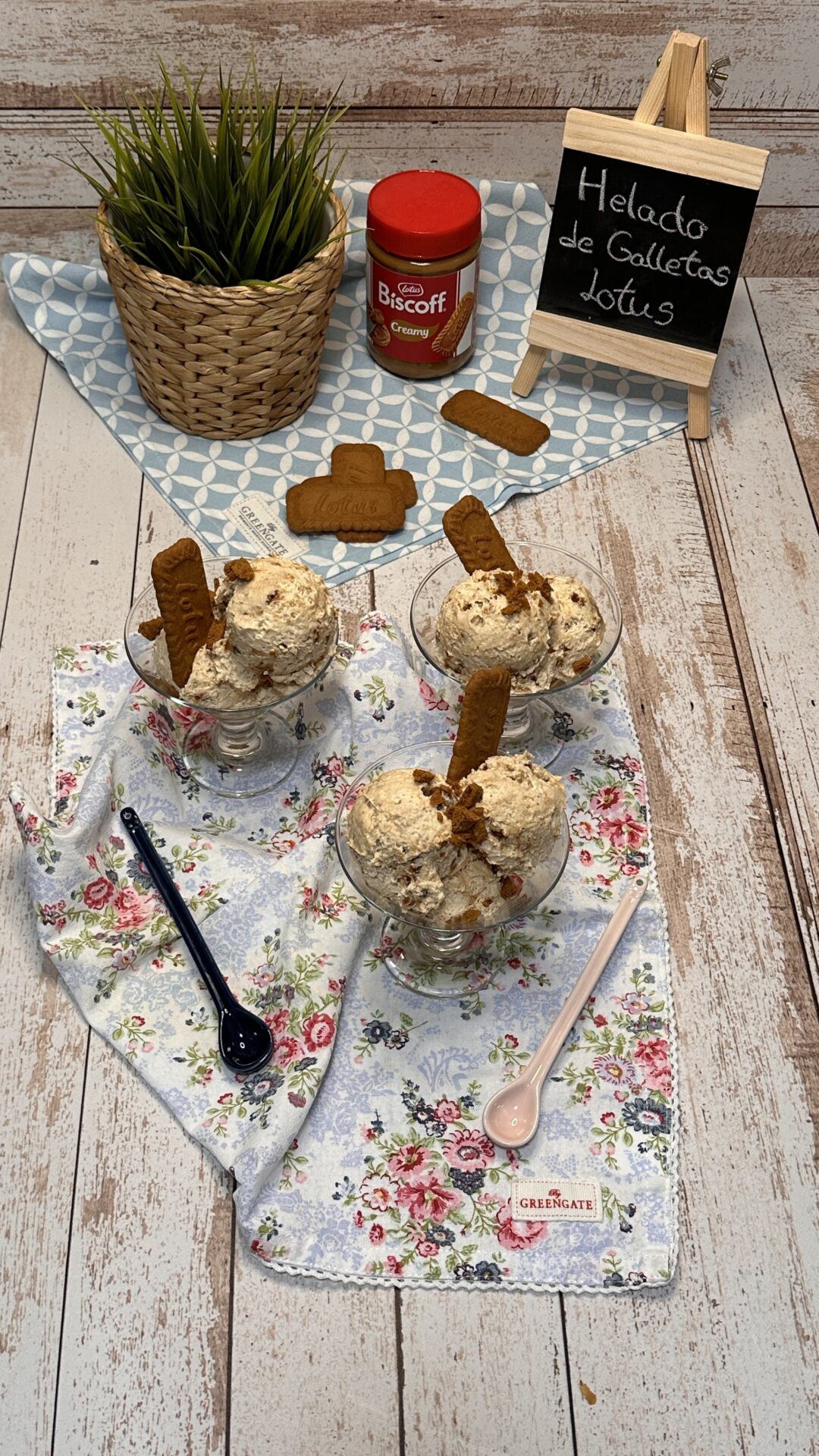 Helado de galletas Lotus_19 Deliciosos y refrescantes helados de galleta Lotus