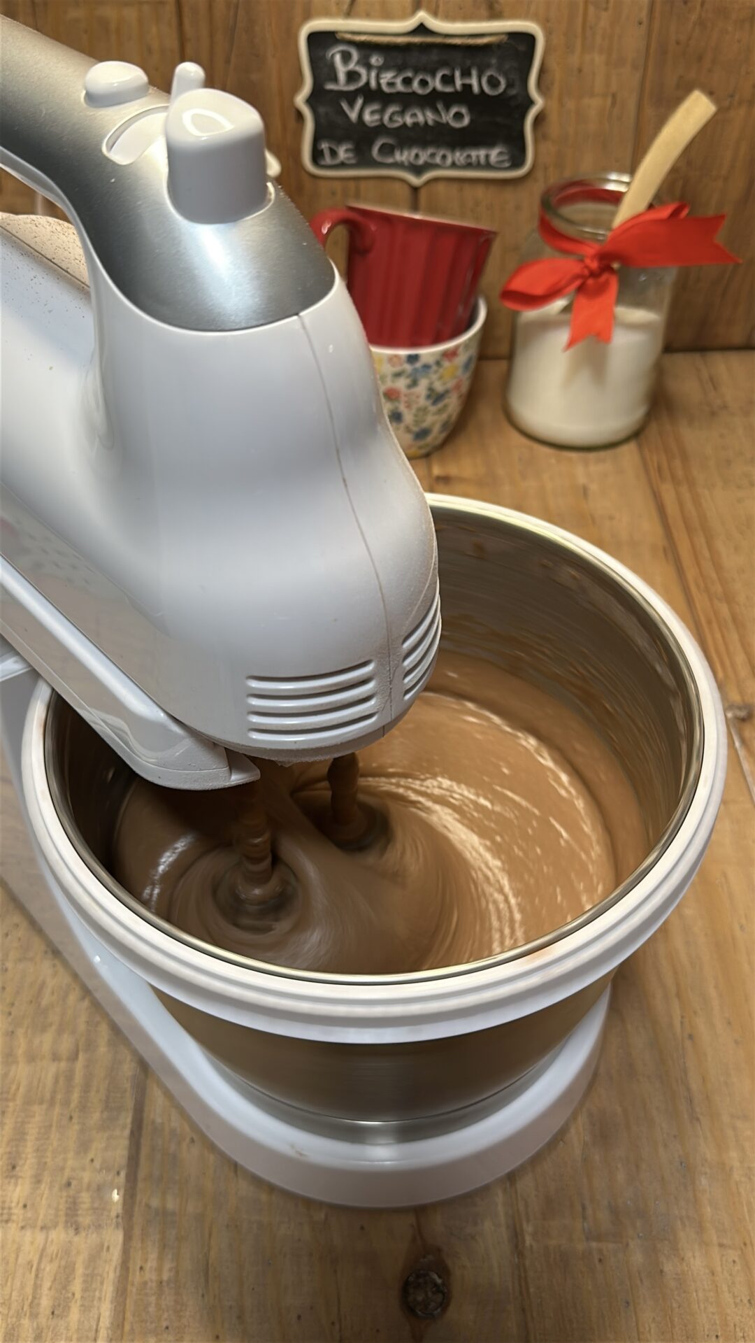 Bizcocho vegano de chocolate_10 Seguimos mezclando hasta homogeneizar la masa