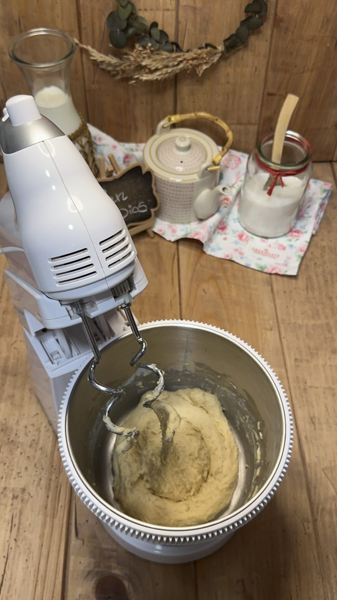 Pan de Dios_6 Amasamos hasta integrar todos los ingredientes por completo