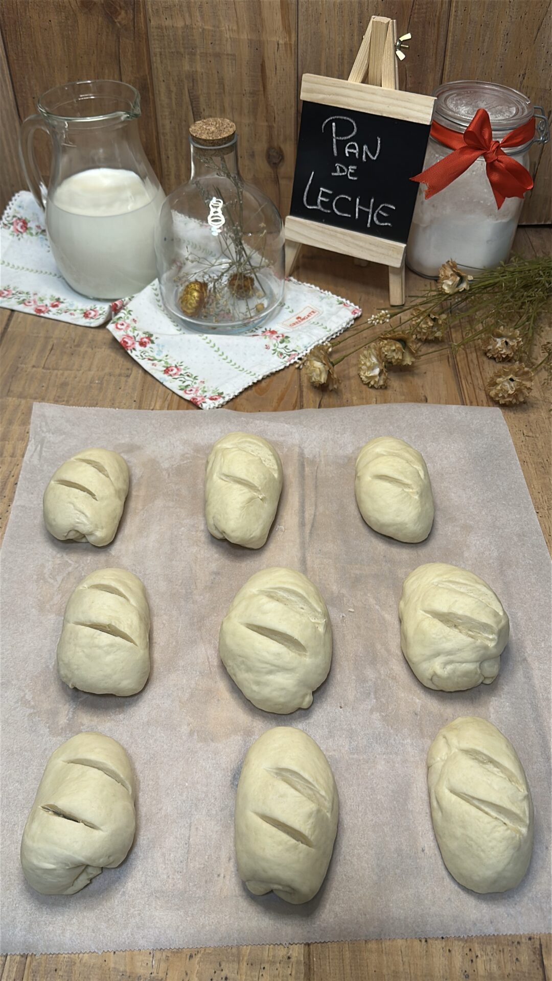 Nuestros panes de leche preparados para el tercer levado