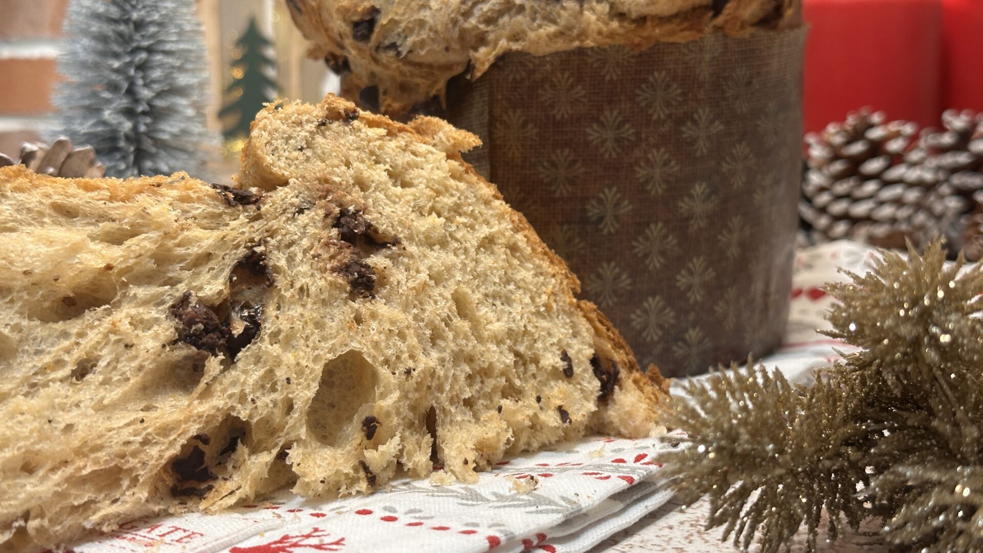 Esponjoso y aireado panettone de Toledo en Dulce
