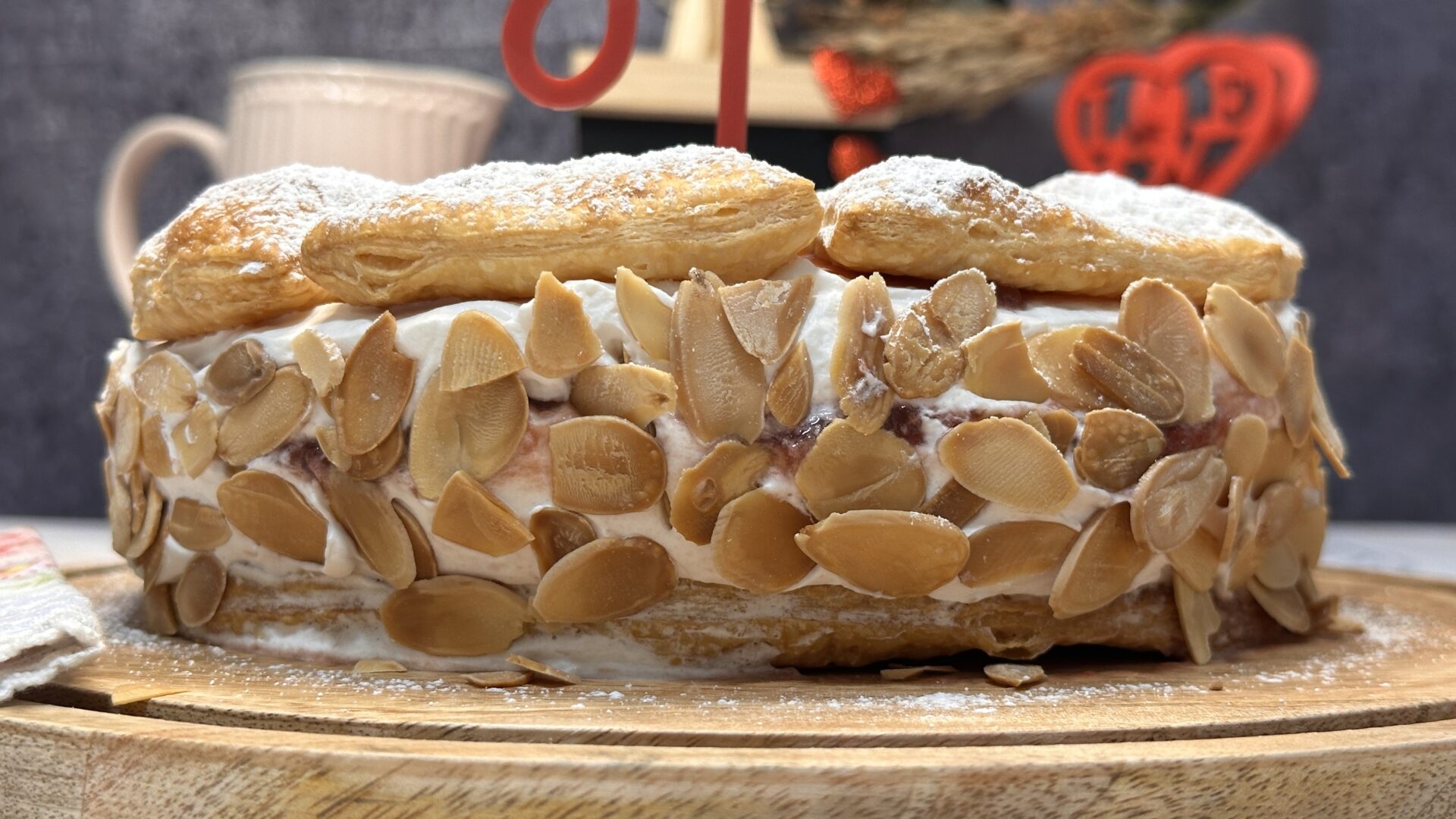 Esta deliciosa tarta de hojaldre te encantará