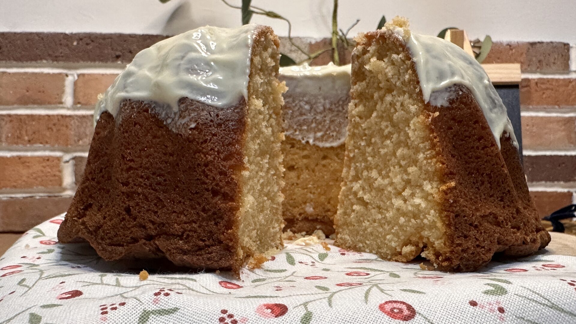 Bizcocho al chocolate blanco de Toledo en Dulce