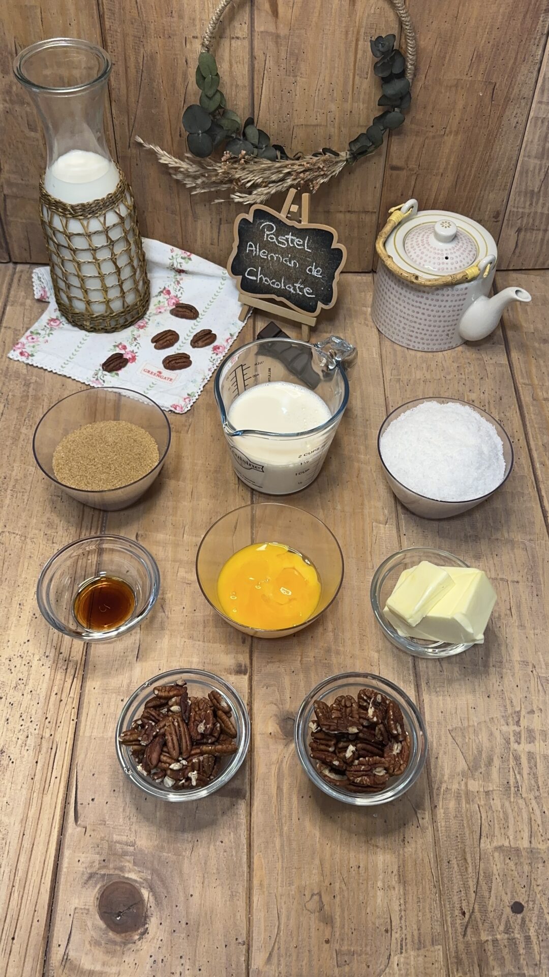 Más ingredientes de nuestro pastel alemán de chocolate.