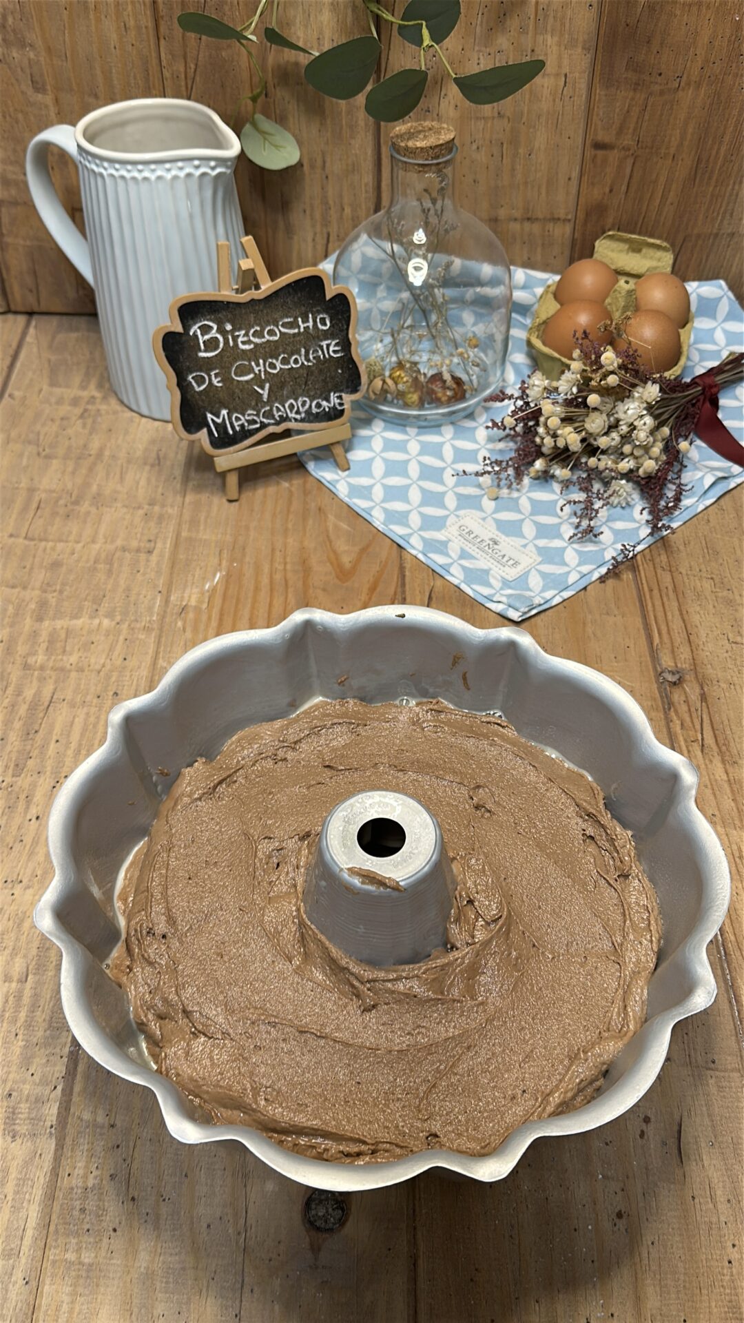 Nuestro bizcocho de chocolate y mascarpone preparado para hornear
